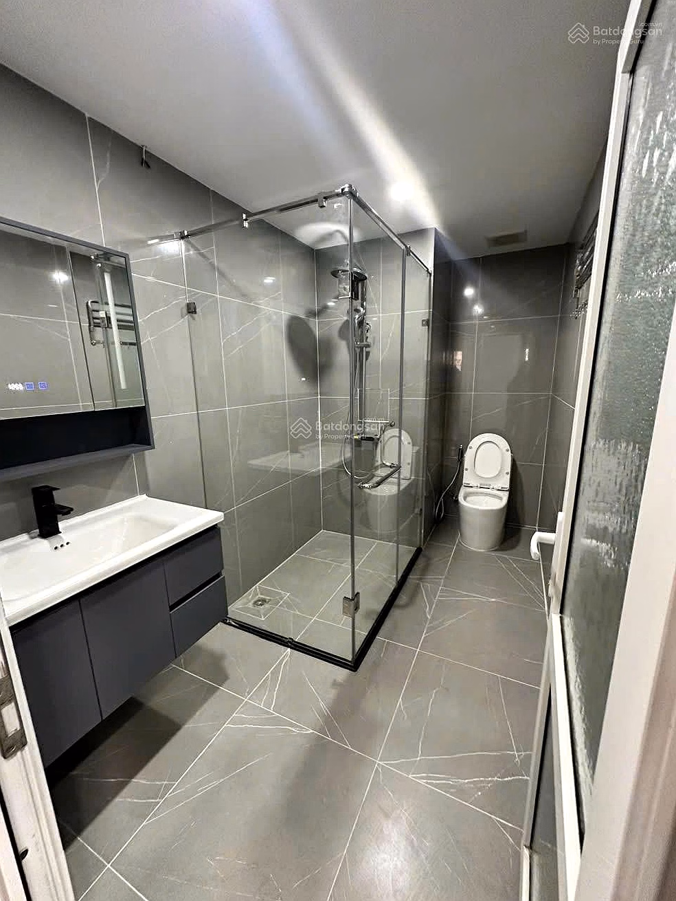 Apartment for sale at 30T Nguyen Chanh Street, Cau Giay District, area: 55.53 m², design 2 bedrooms 1 vs.