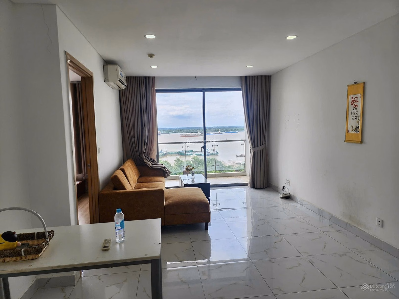 An Gia Riverside needs to sell 2 bedroom apartment 69m2 with beautiful river view, price 4.55 billion, pink book available, quick sale