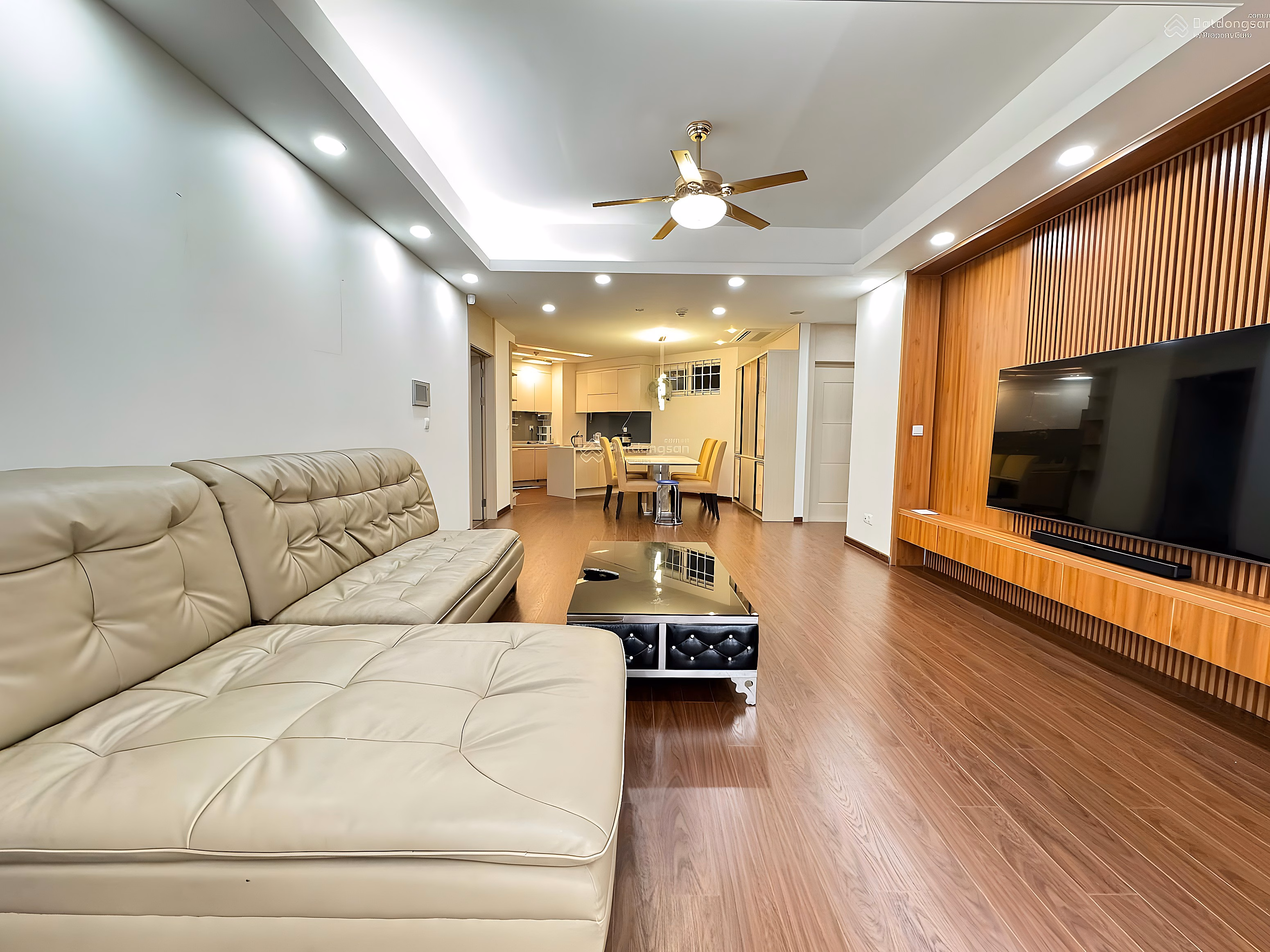 Imperia for rent 3 bedroom apartment 135m2 price only 26 million with car rate