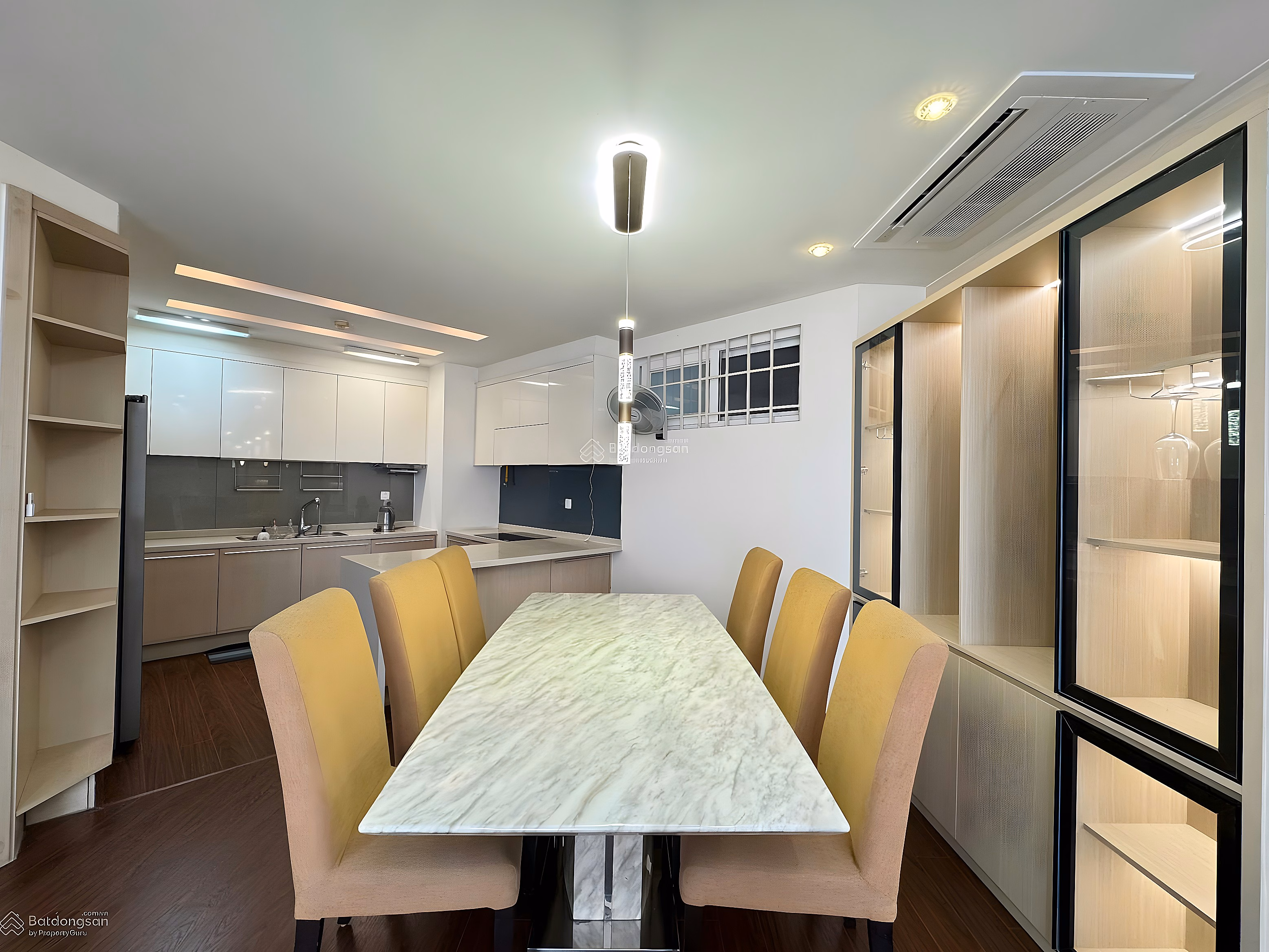 Imperia for rent 3 bedroom apartment 135m2 price only 26 million with car rate