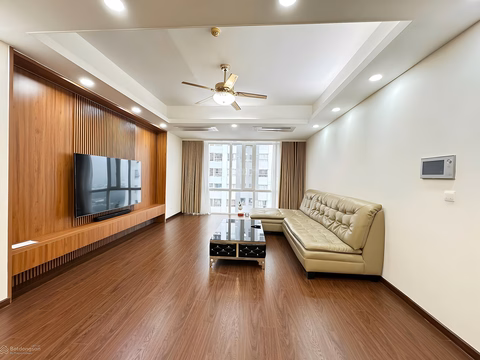 Imperia for rent 3 bedroom apartment 135m2 price only 26 million with car rate