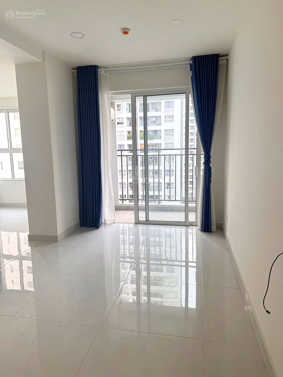 Sunrise Riverside, 50m2 apartment only 10 million, suitable for office, living, with kitchen shelves, air conditioner