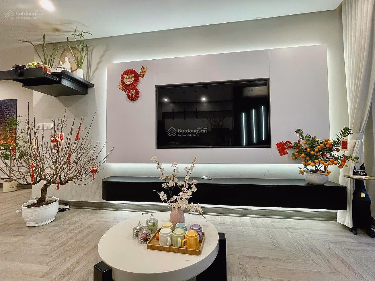 For sale by owner CH 77m - 2n2vs - 9.8 billion Cc The Nine-Pham Van Dong, full beautiful furniture sdcc:O966769078