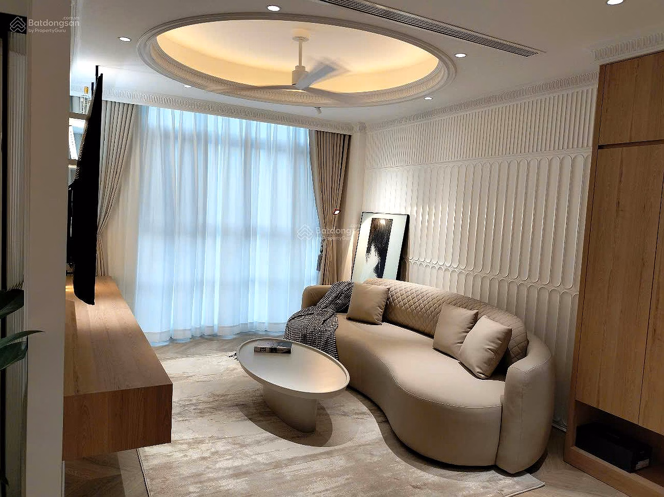 Urgent. The owner reduced the price for urgent sale within the month of Happy Valley apartment, 115m², priced at 8.7 billion