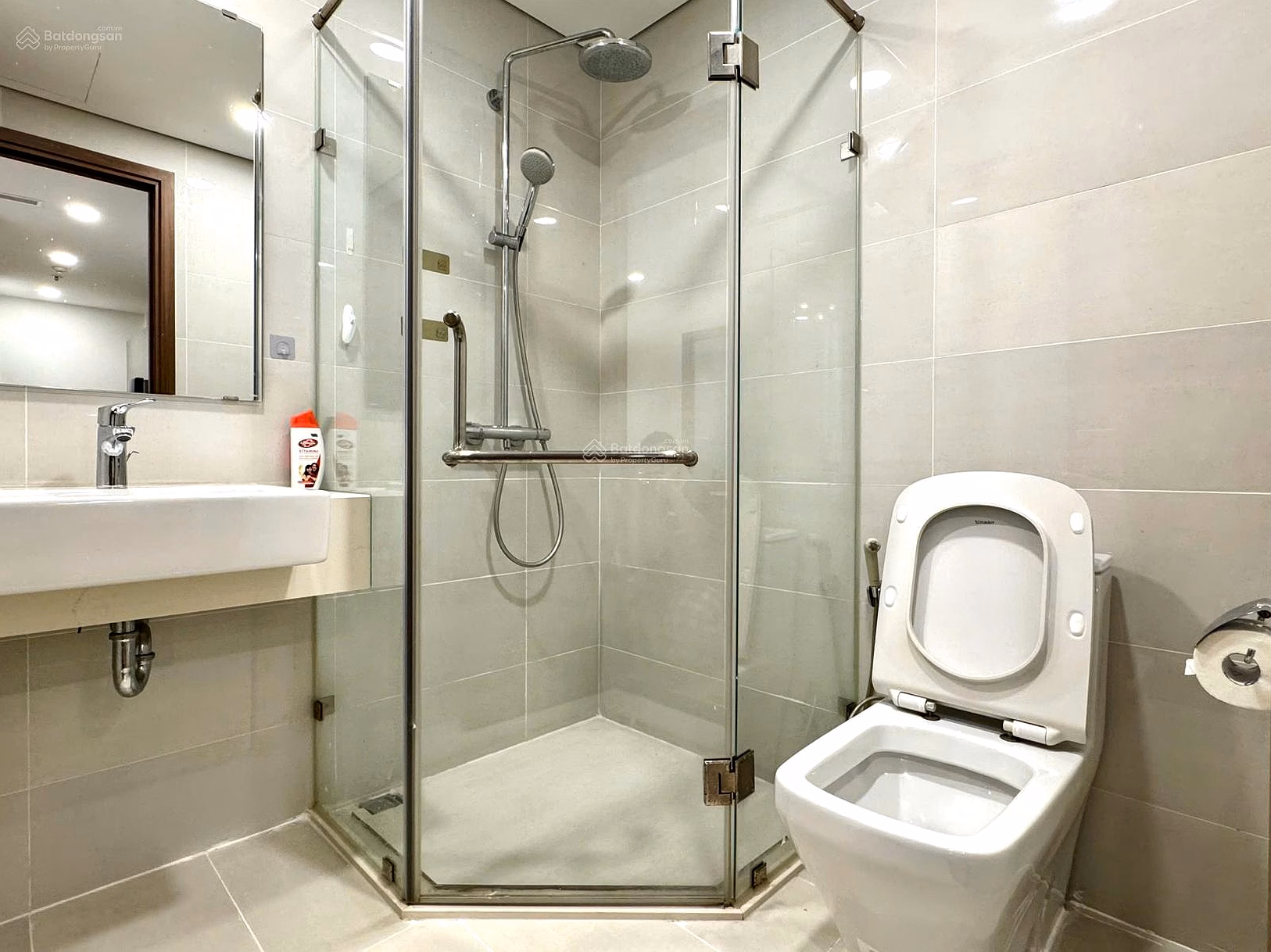 Ecogreen Q7 - Folding apartment for sale -2BR 2WC full NT full glass, modern LAYOUT - airy - 5 billion8 ~ 66M2