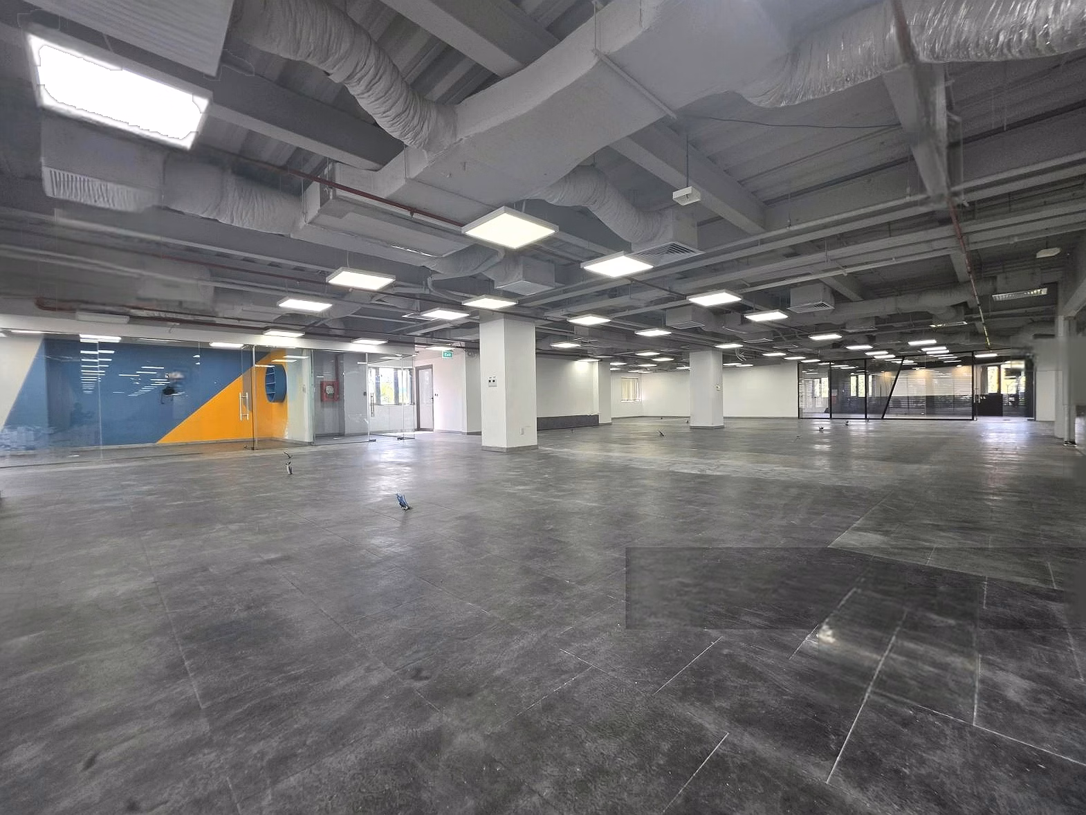 1,047m2 office price cannot be cheaper | Old Phu Nhuan District