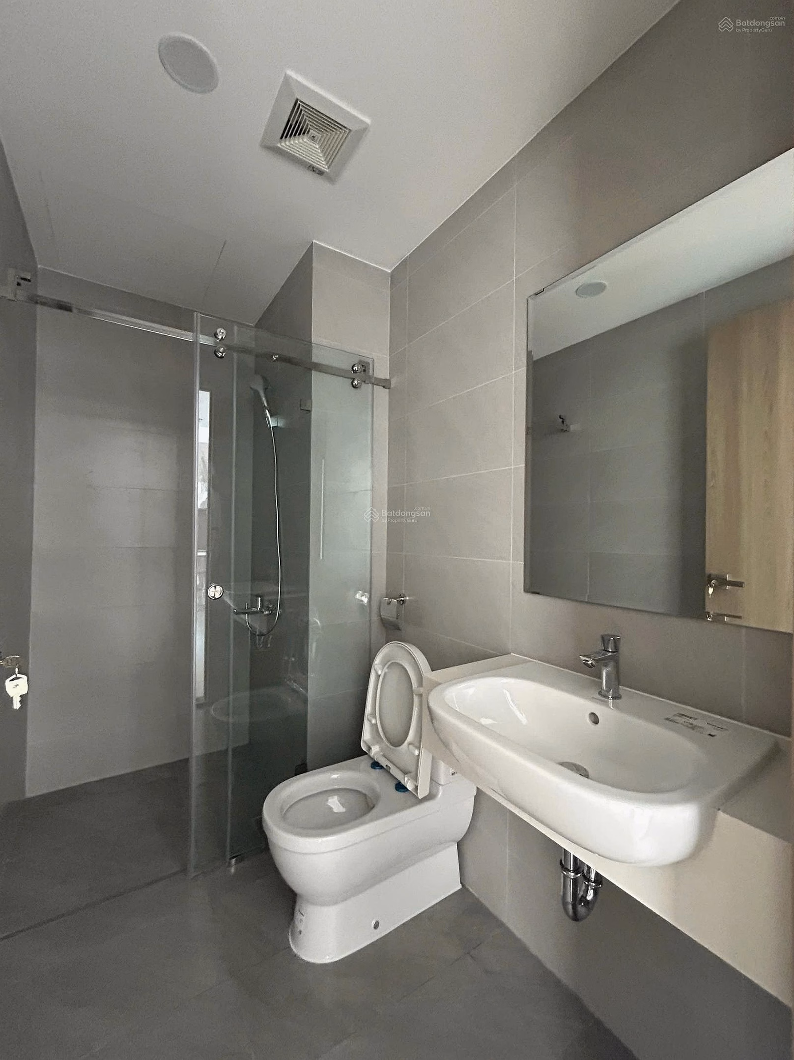 Apartment for rent with 3 bedrooms, 3 bathrooms in MT Eastmrk, price only 7.5 million, free shipping