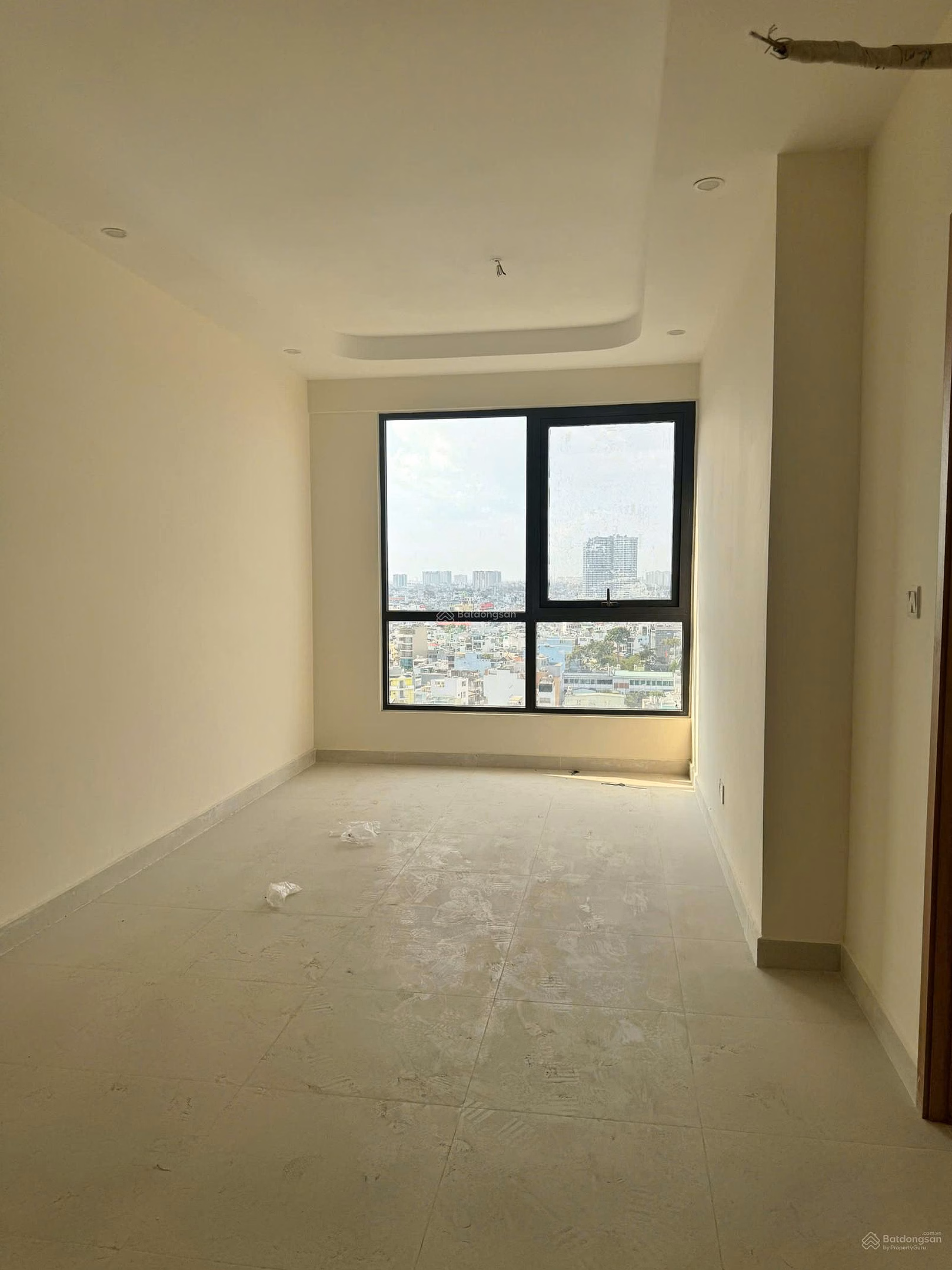 1 bedroom-51m² house for rent, investor handover price 8 million/month at Aurora Residences, move in in May