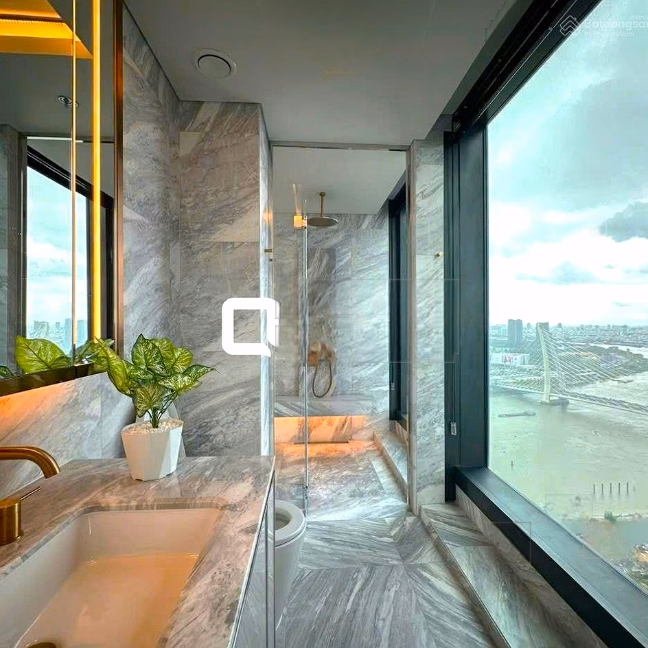Grand Marina Saigon 2-bedroom apartment for sale, 88m2, fully furnished, direct river view, high floor, price 40 billion