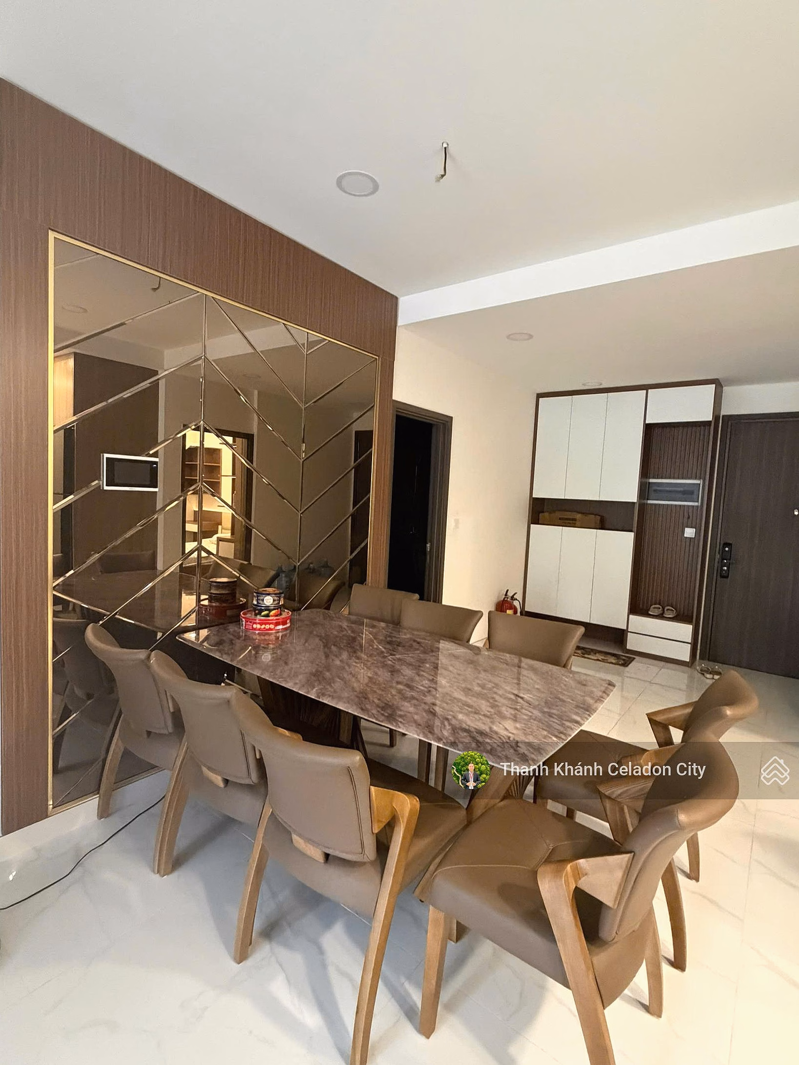 Diamond Centery CC for sale, 10.7 billion, 120.7m2, 3 bedrooms, 3 bathrooms, full beauty, many amenities