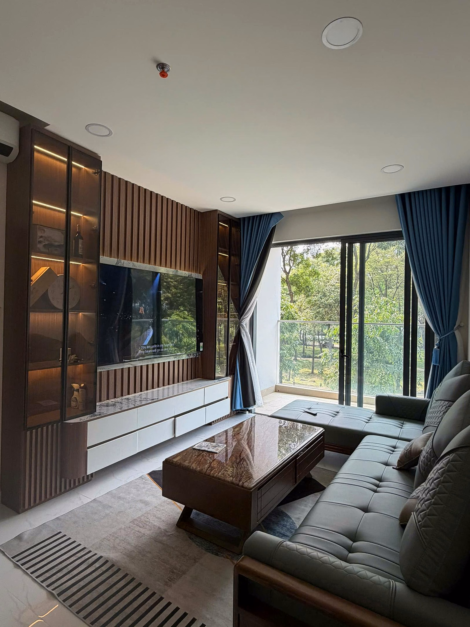 Diamond Centery CC for sale, 10.7 billion, 120.7m2, 3 bedrooms, 3 bathrooms, full beauty, many amenities