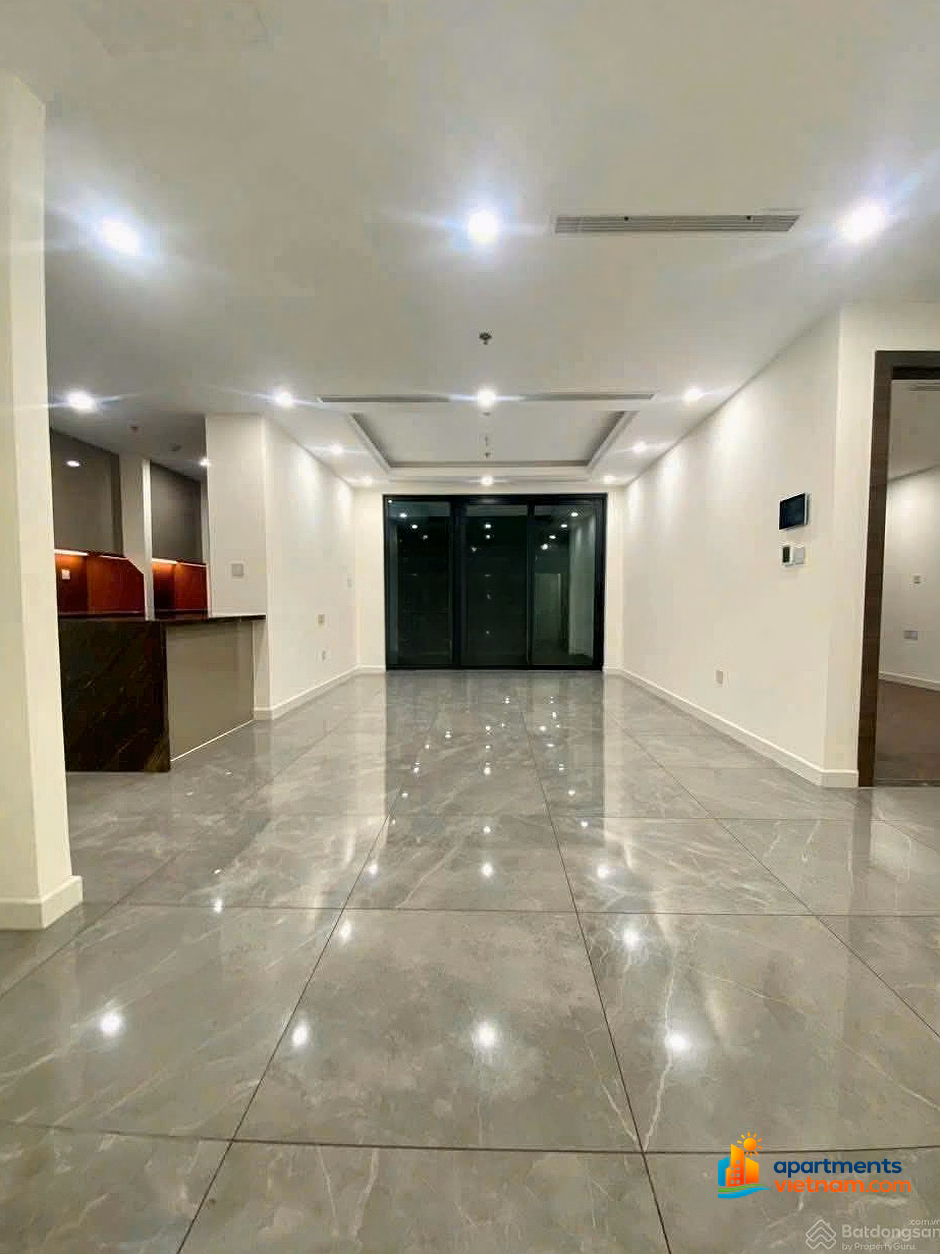 Full shopping cart for rent in Sunshine Diamond River apartment 2 bedrooms 2 bathrooms price from only 13 million