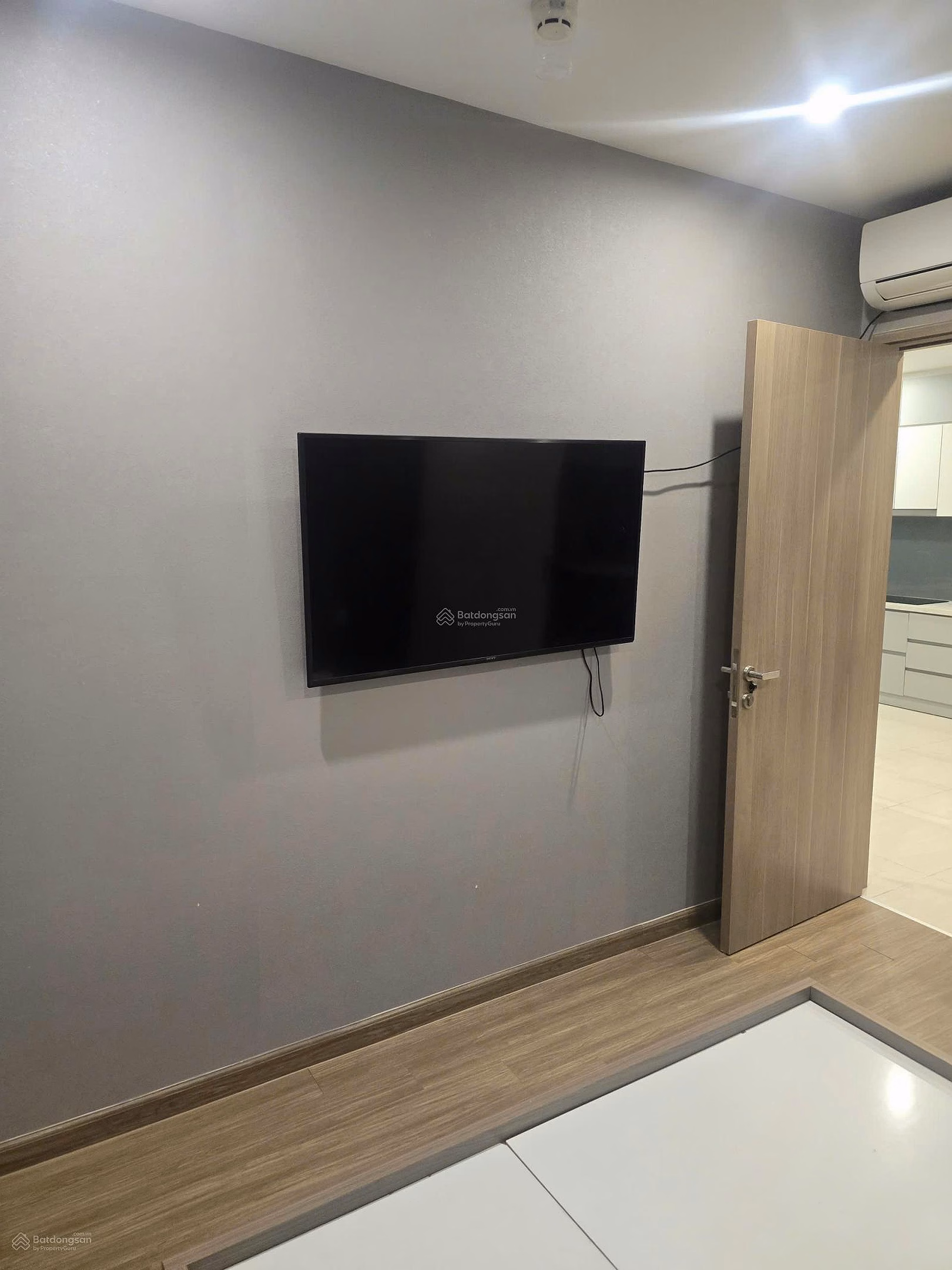 Super cheap - Urgent sale 1 bedroom apartment + The Origami Vinhomes Grand Park - 0704 967 ***