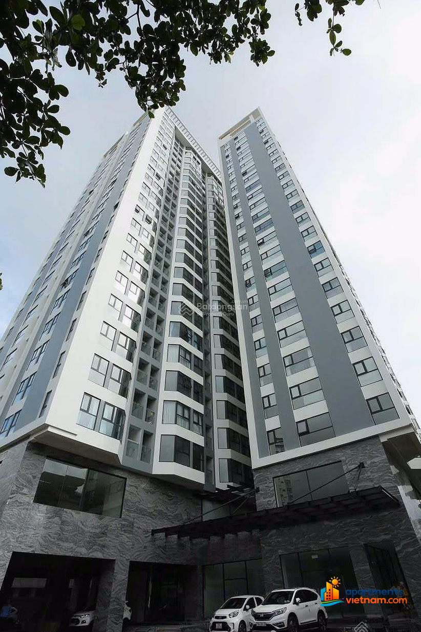 HUD Nguyen Thien Thuat apartment 45m2 - right in the center with sea view - fully furnished
