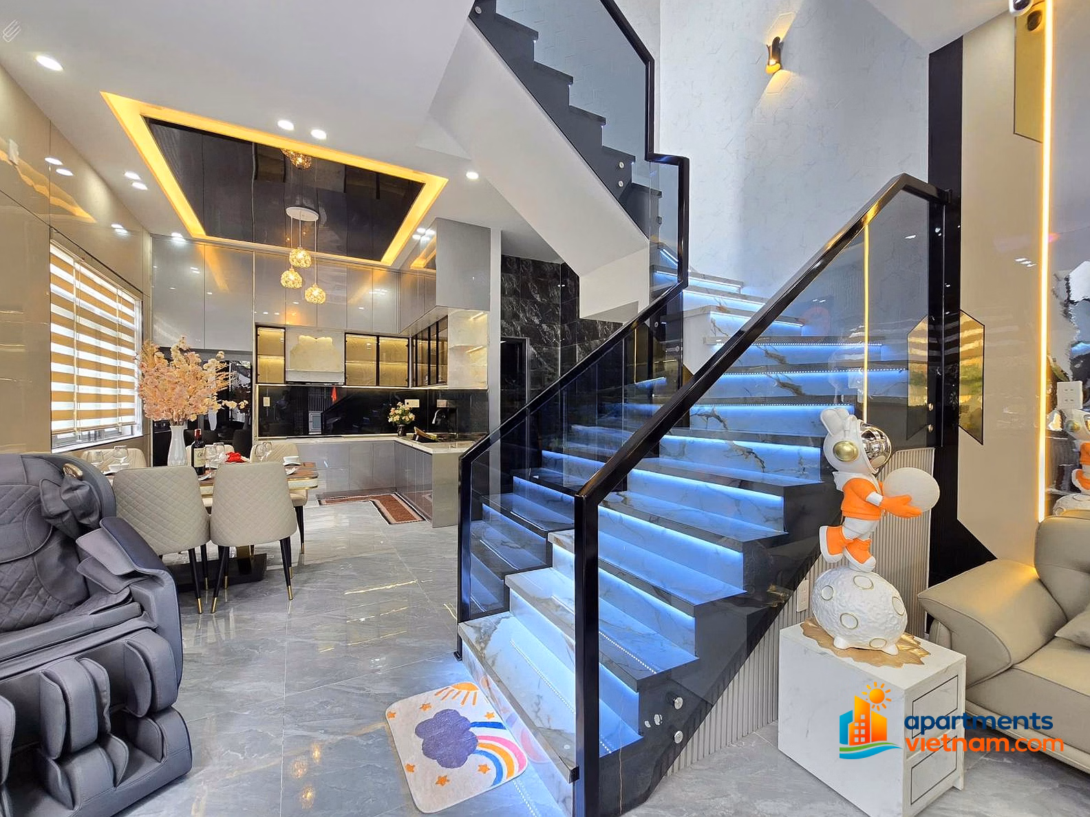 Villa with 2 central frontage is rare in area 400/7 Dien Bien Phu