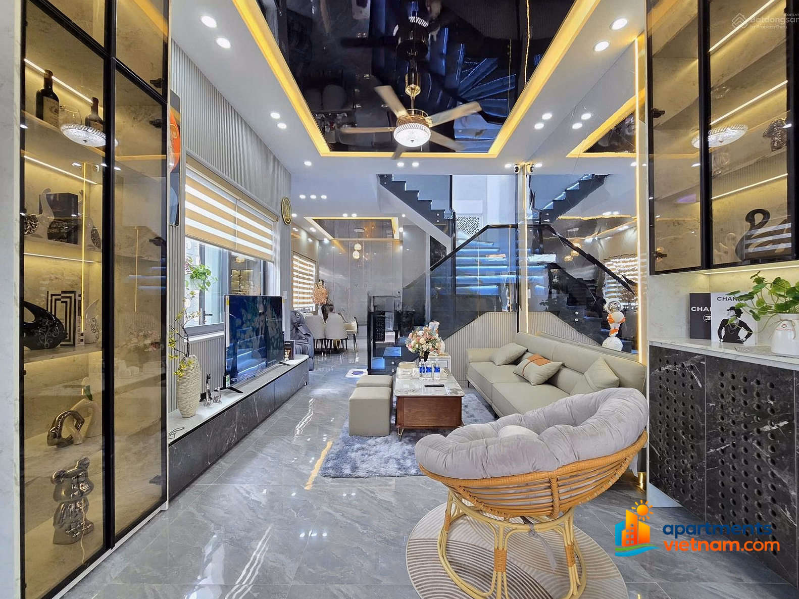 Villa with 2 central frontage is rare in area 400/7 Dien Bien Phu