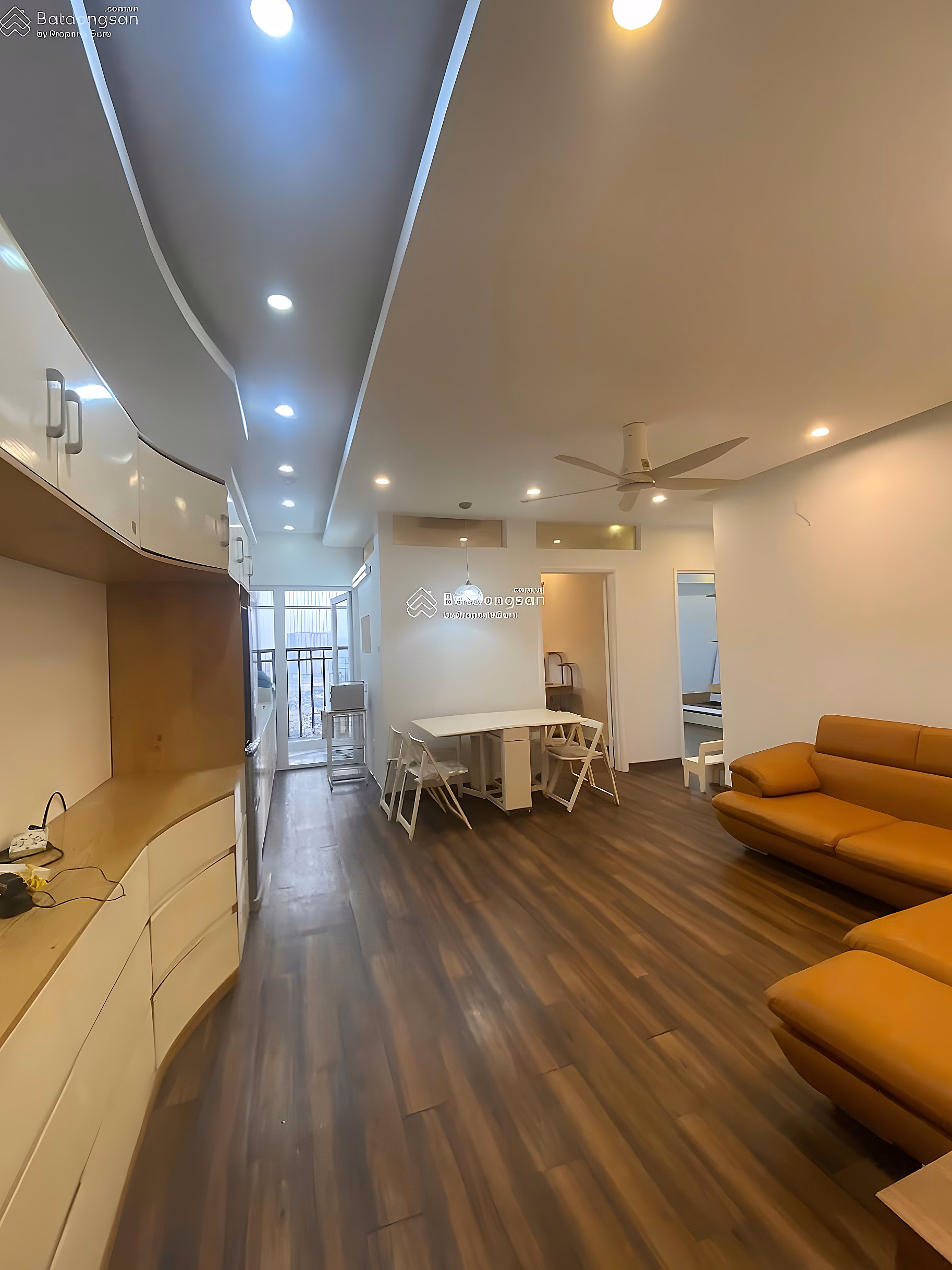 FOR SALE LOCATION TO C7 BUILDING HO GIANG VO, area 80m, 3 bedrooms, 2 bathrooms, fully furnished, balcony with nice view