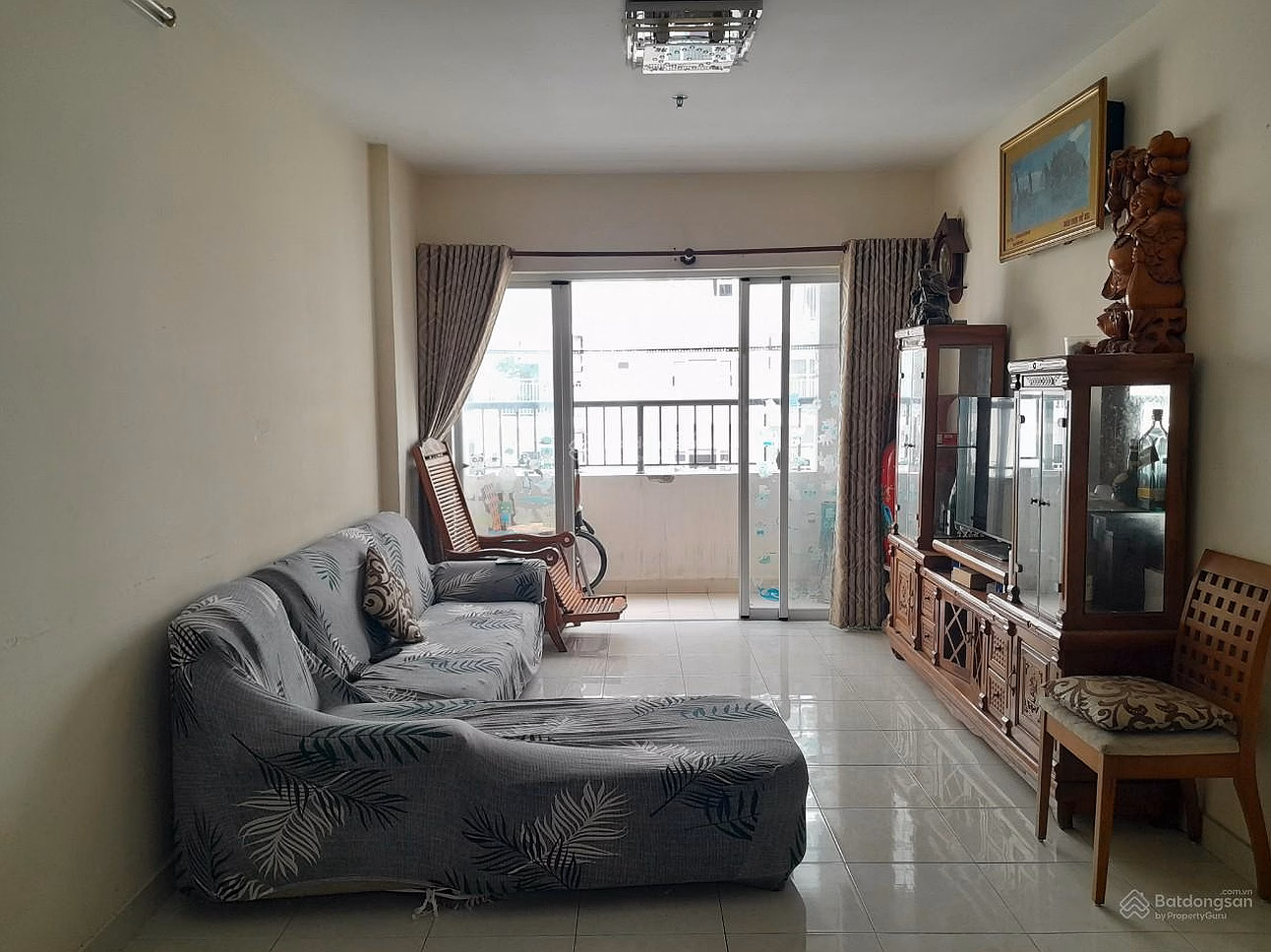 Apartment for sale CC Rivera Park Saigon, District 10. Area 74m², 2 bedrooms, 2 bathrooms, price 5.4 billion. Contact 0907 909 *** Hung
