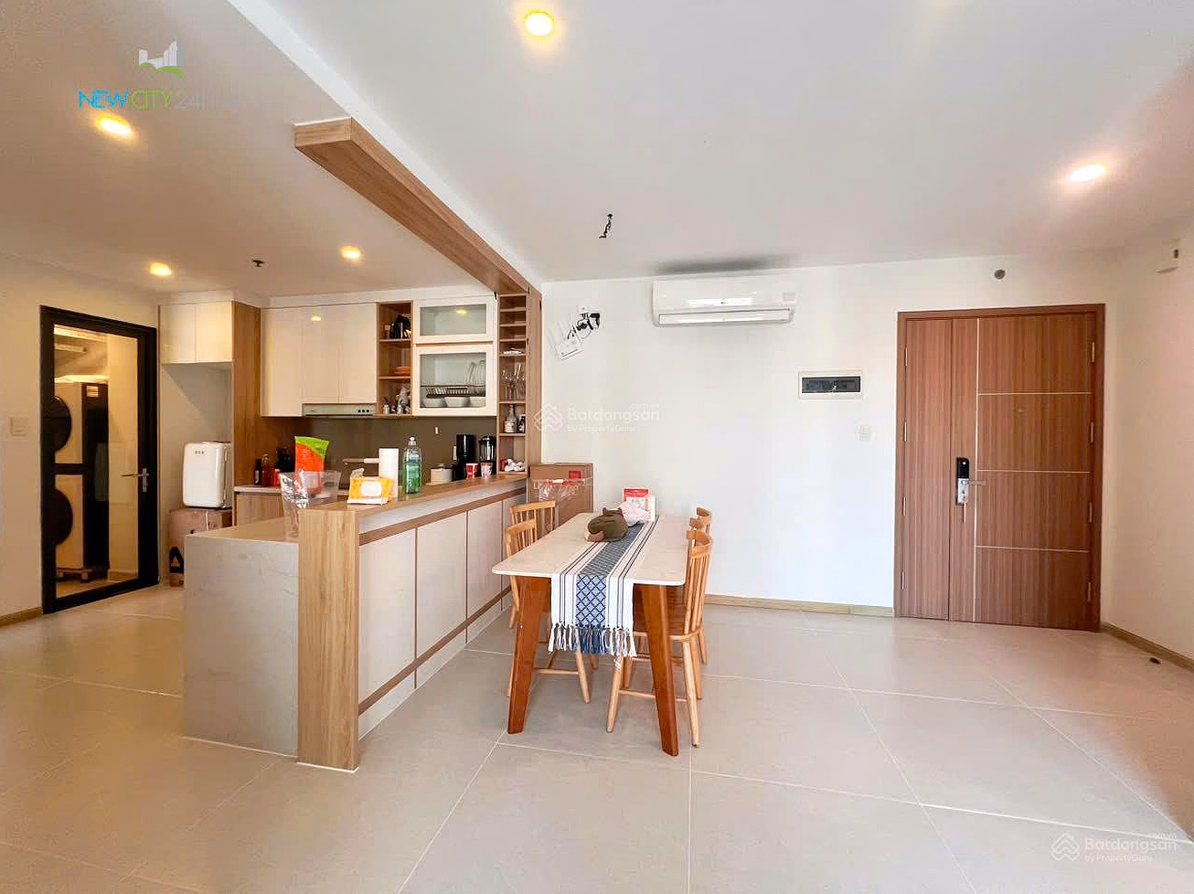 New City Thu Thiem | Selling 3 bedrooms, very beautiful corner apartment with Panorama pool view