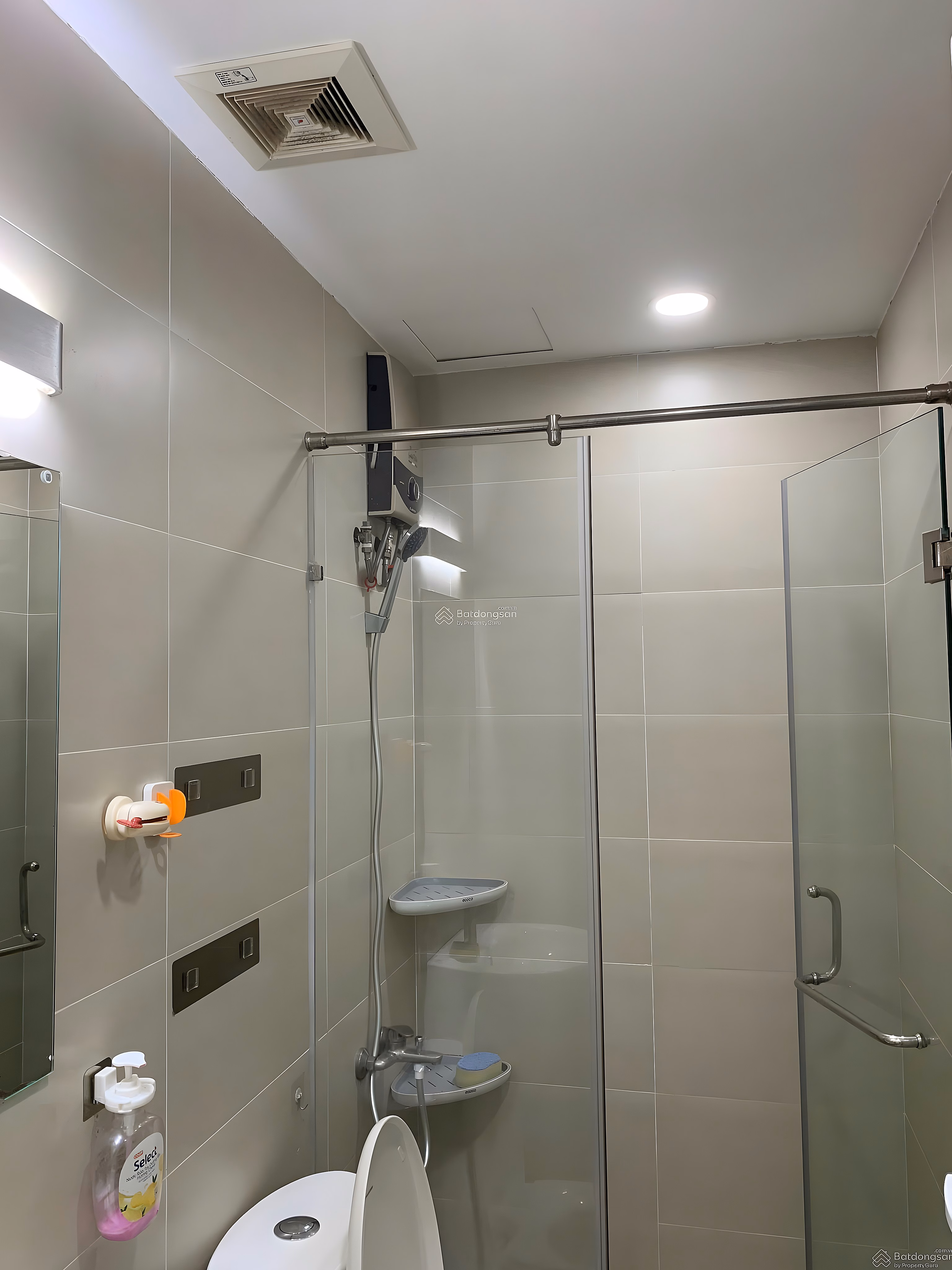 Phu Gia apartment for rent at Orchid Park, area 75m2 (2 bedrooms-2 bathrooms) price 7 million with furniture*** Linh