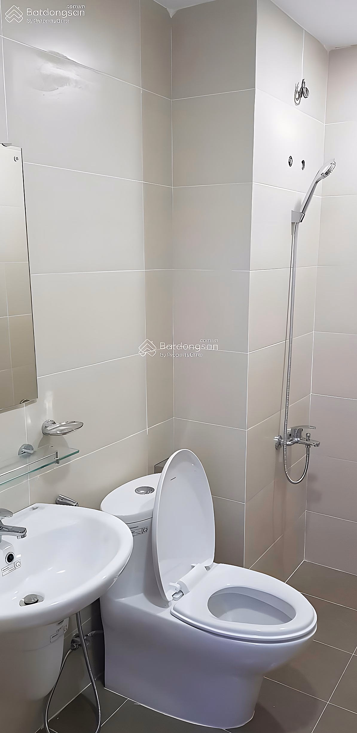 Phu Gia apartment for rent at Orchid Park, area 75m2 (2 bedrooms-2 bathrooms) price 7 million with furniture*** Linh
