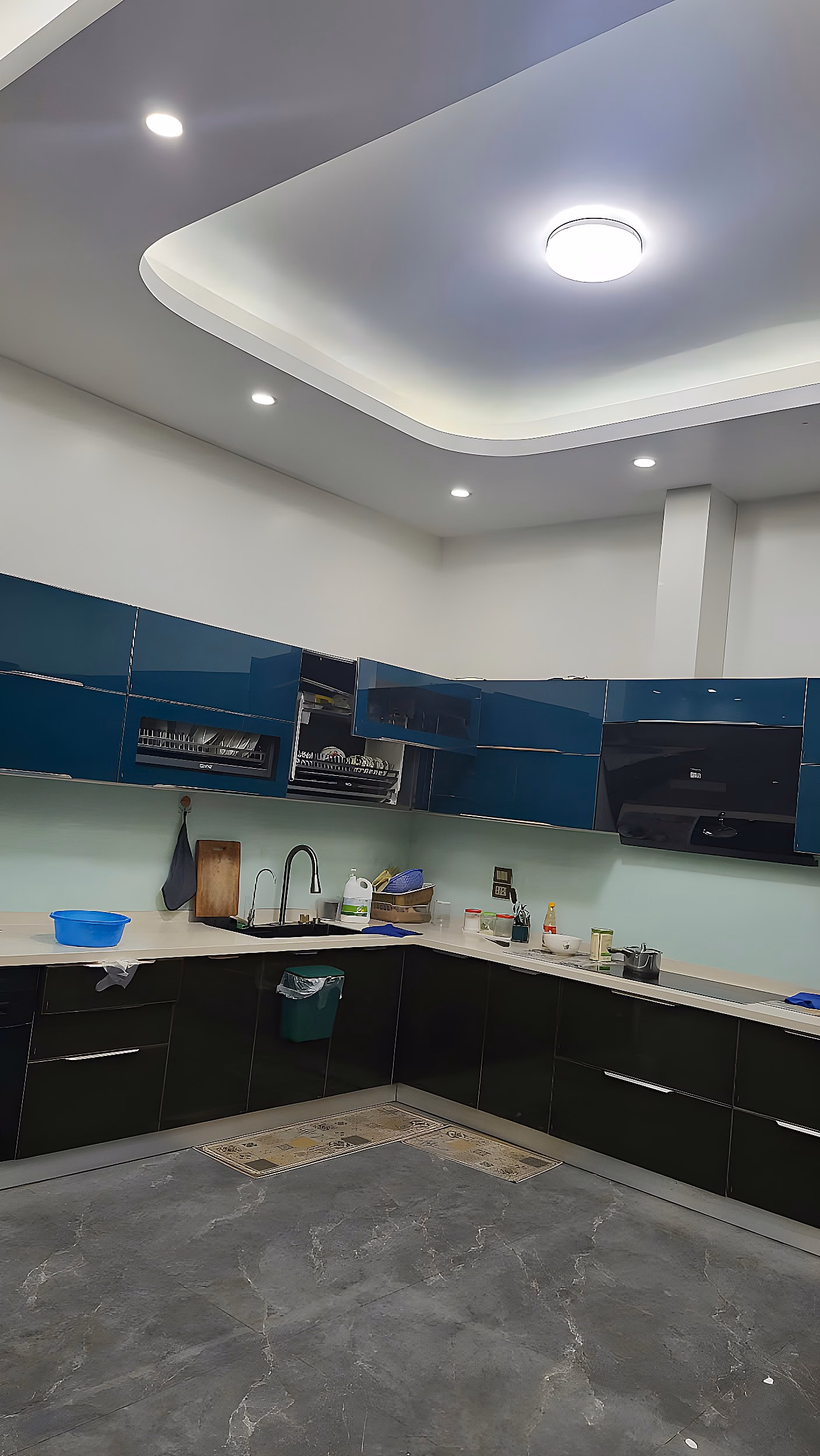 Need to sell quickly townhouse in Cai Dam garden area, Bai Chay, 0931 520 ***