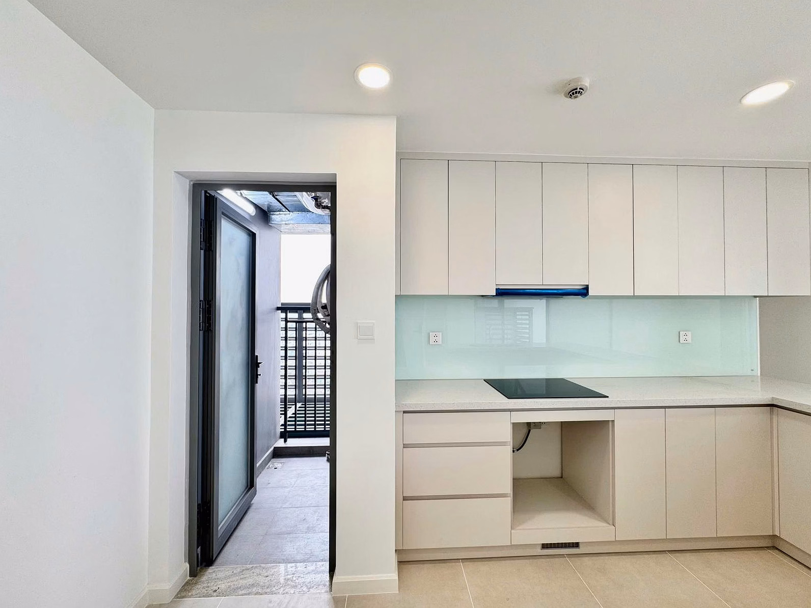 Urban Green apartment for rent with 3 bedrooms, 2 bathrooms - 4 Daikin air conditioners + Curtains - Ready to move in - Nice floor view