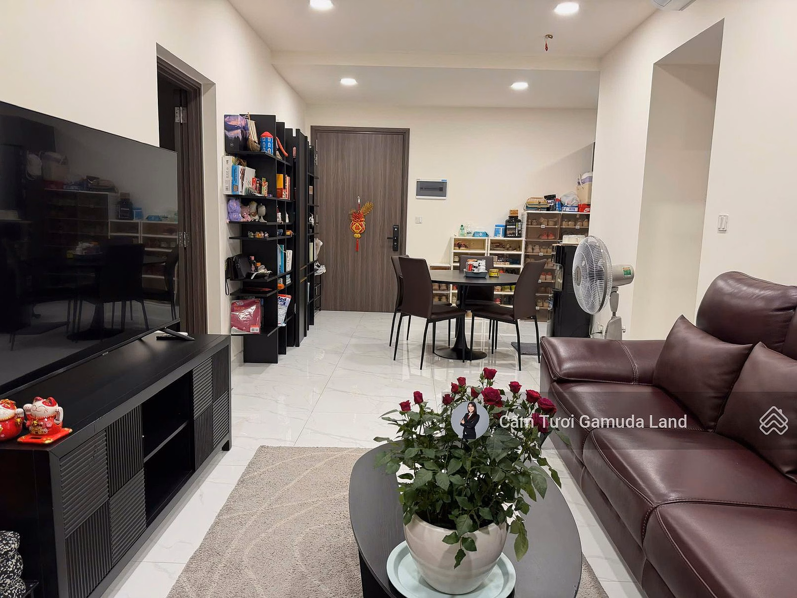 Centery 2 bedrooms/ area 86m2 full furniture price 7ty990