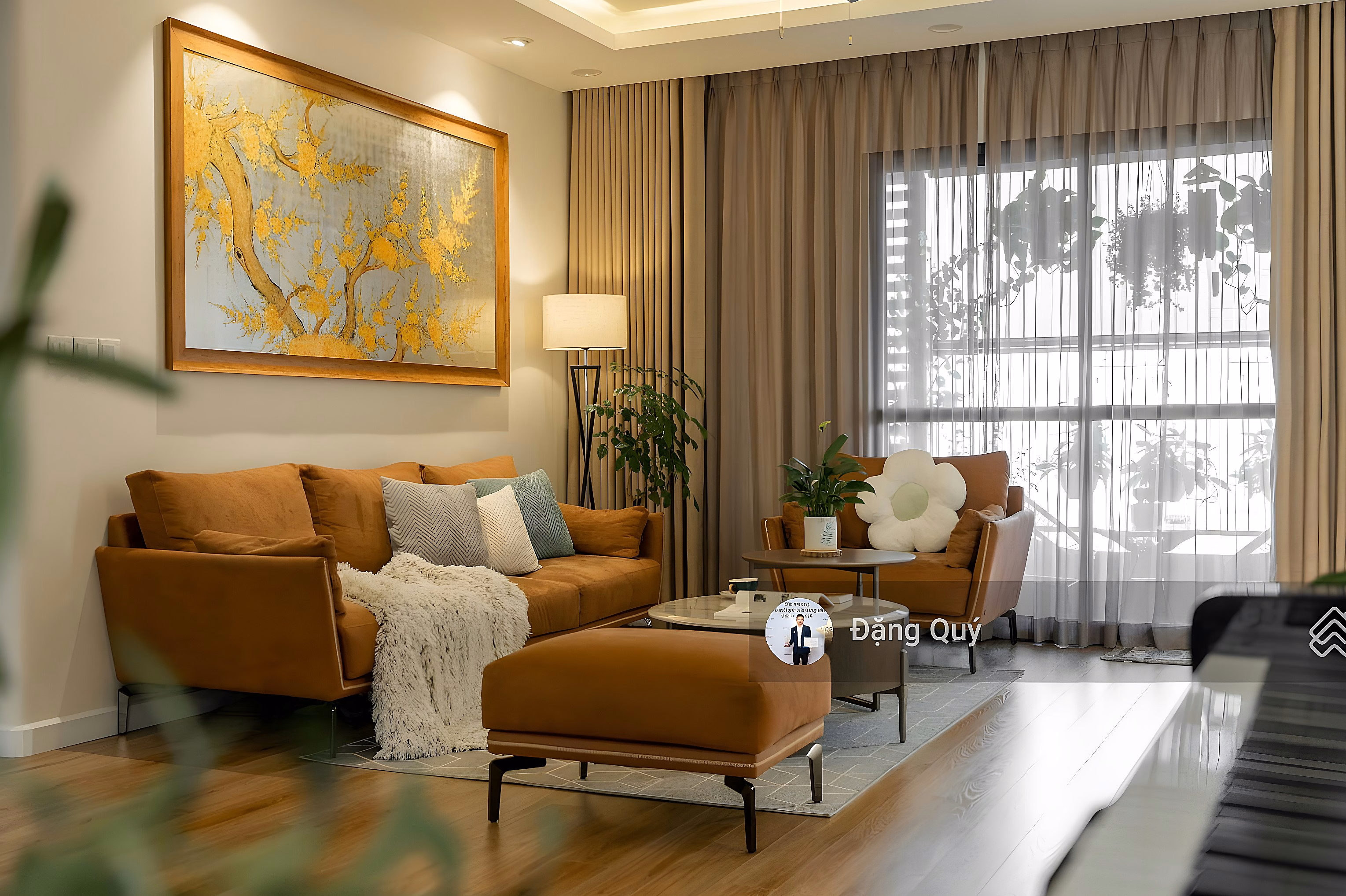 Owner sells Vinaconex 1 Cau Giay apartment, 200m2, 4 bedrooms, 4 bathrooms, luxury interior, price 16 billion