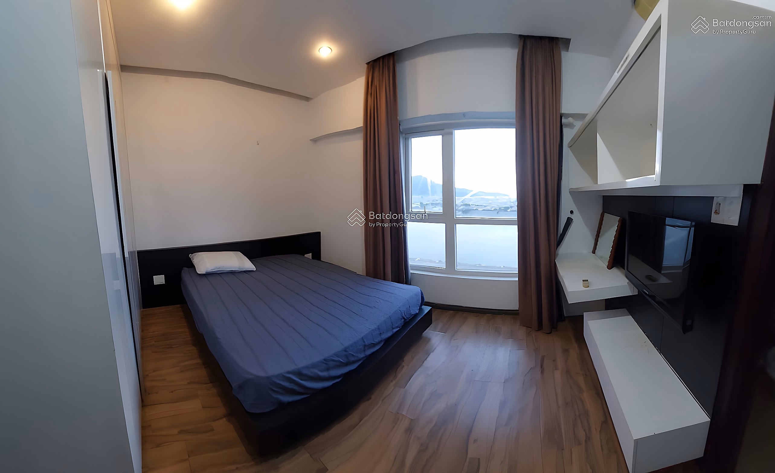 Apartment for rent in Da Nang Plaza, 3 bedrooms, frontage on Tran Phu, Hai Chau, Da Nang