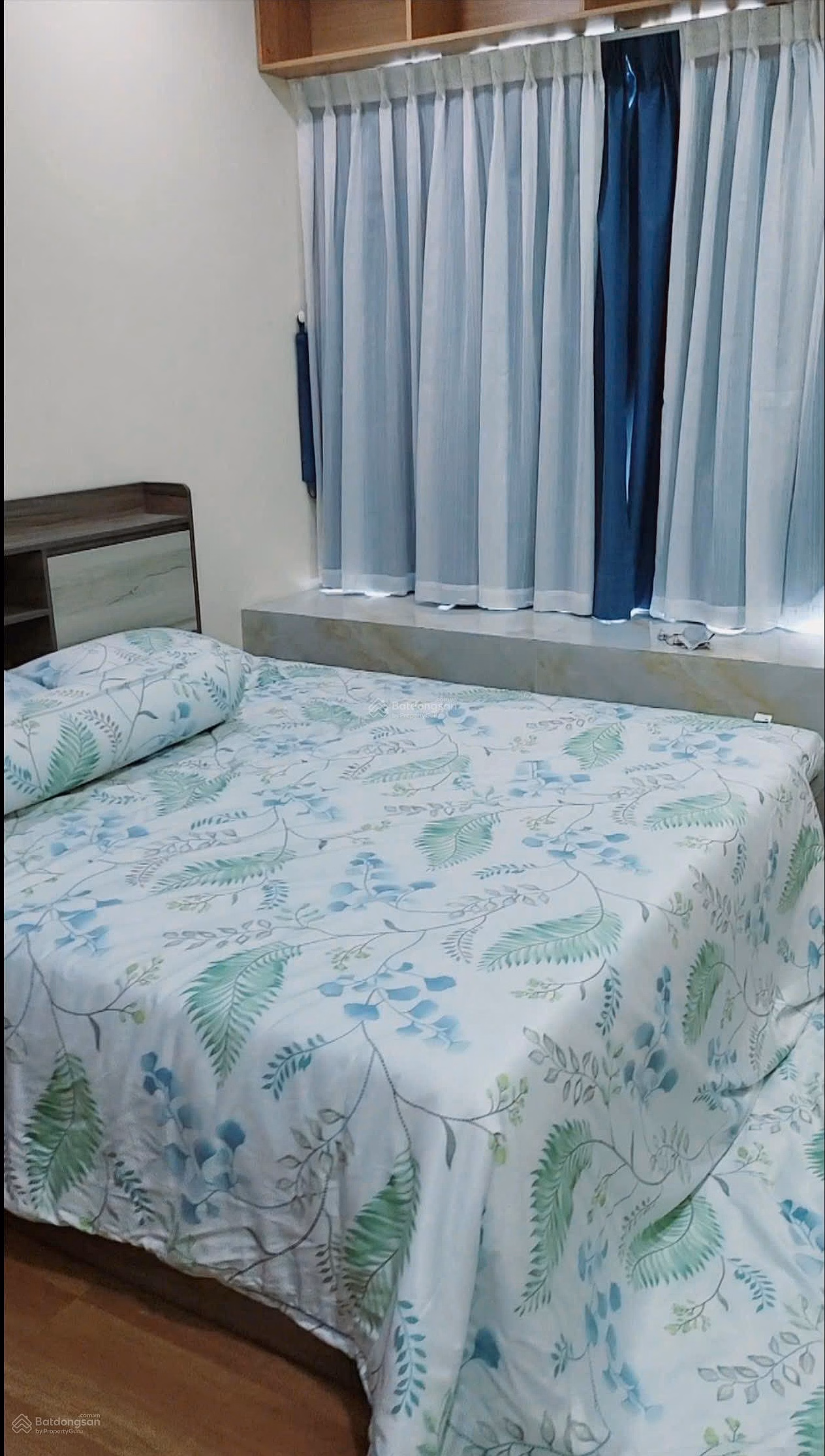 Selling 2 bedroom apartment, 105m2 at La Casa, District 7, super bargain price of 5.6 billion*** Phuong