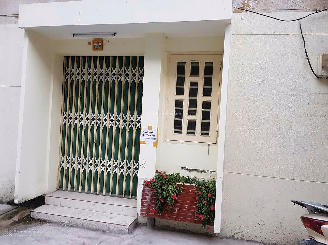 Urgent sale ground floor apartment 212B Nguyen Trai - Oc Dao area, District 1, area 51m2, 2 bedrooms, 1 bathroom, price 4 billion***