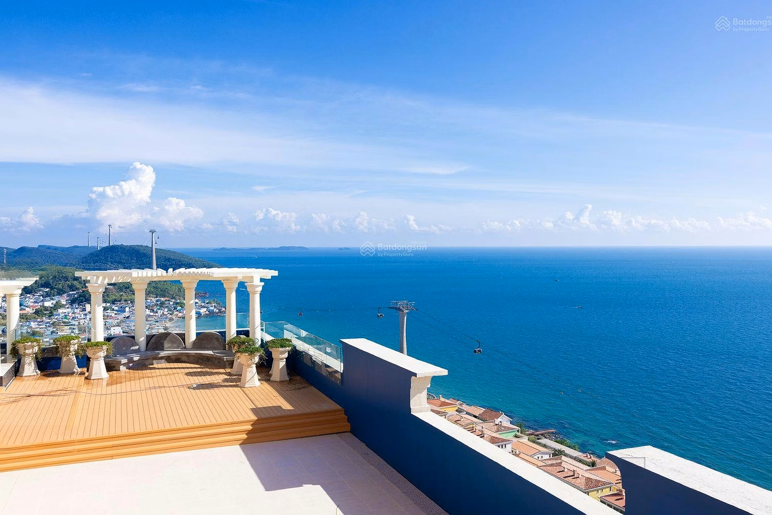 Rare apartment with sea view, only 7 billion - cash flow 40 million/month - welcoming Apec waves