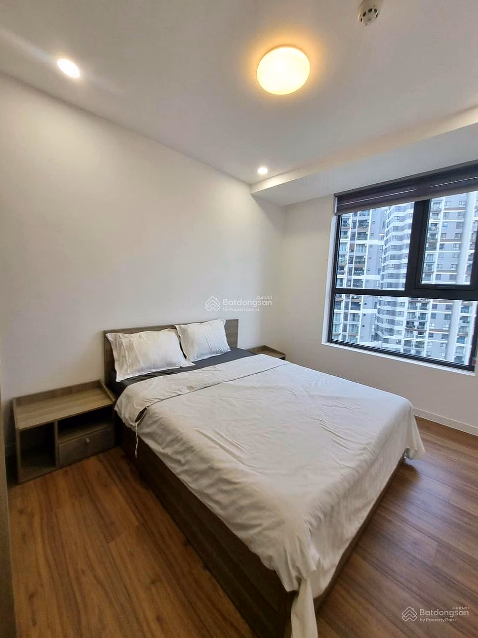 Beautiful apartment with 2 bedrooms, 2 bathrooms, fully furnished, just bring suitcase in Precia District 2, price 16.5 million - 0932 798 ***