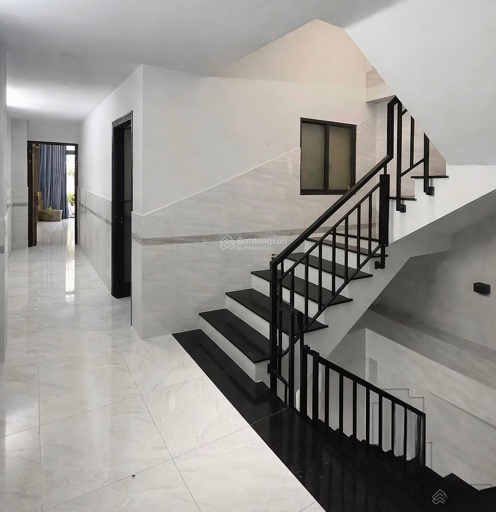 Rare house right next to District 1 - HXH 7m Huynh Van Banh - Area 80m2 (4x20) only 13.9 billion TL