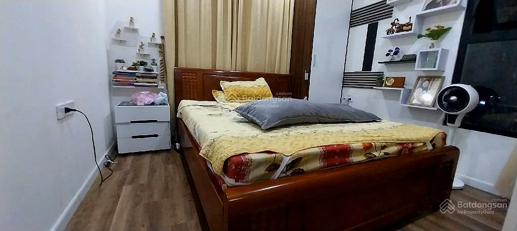 Apartment for sale Vu Tong Phan - Tran Hoa Dai Kim Building: 70m, 2 bedrooms only 5 billion, bright, red book