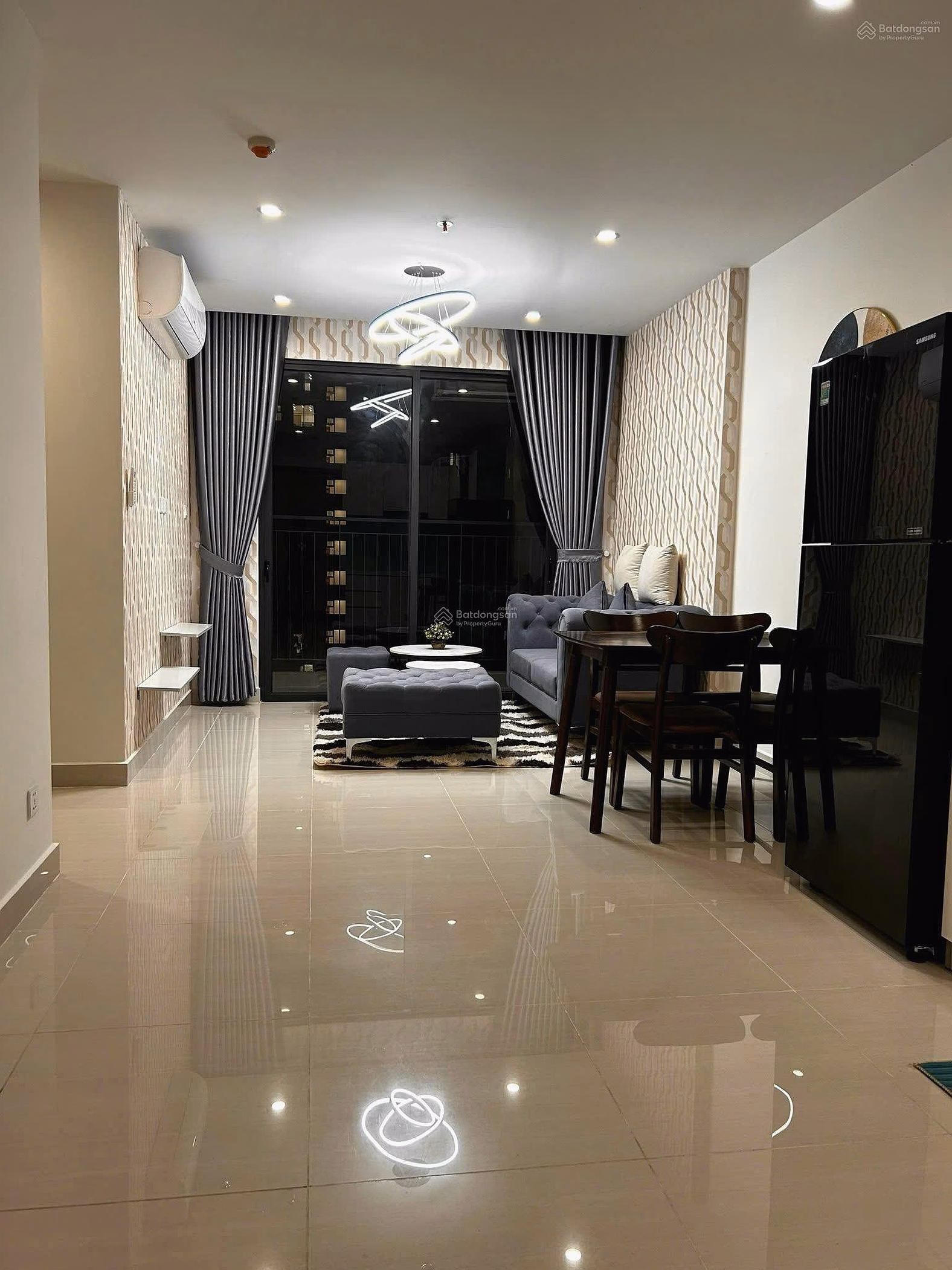 Quick sale of 3 bedroom 2 bathroom apartment 81m2 Rainbow Vinhomes Grand Park - 0704 967 ***