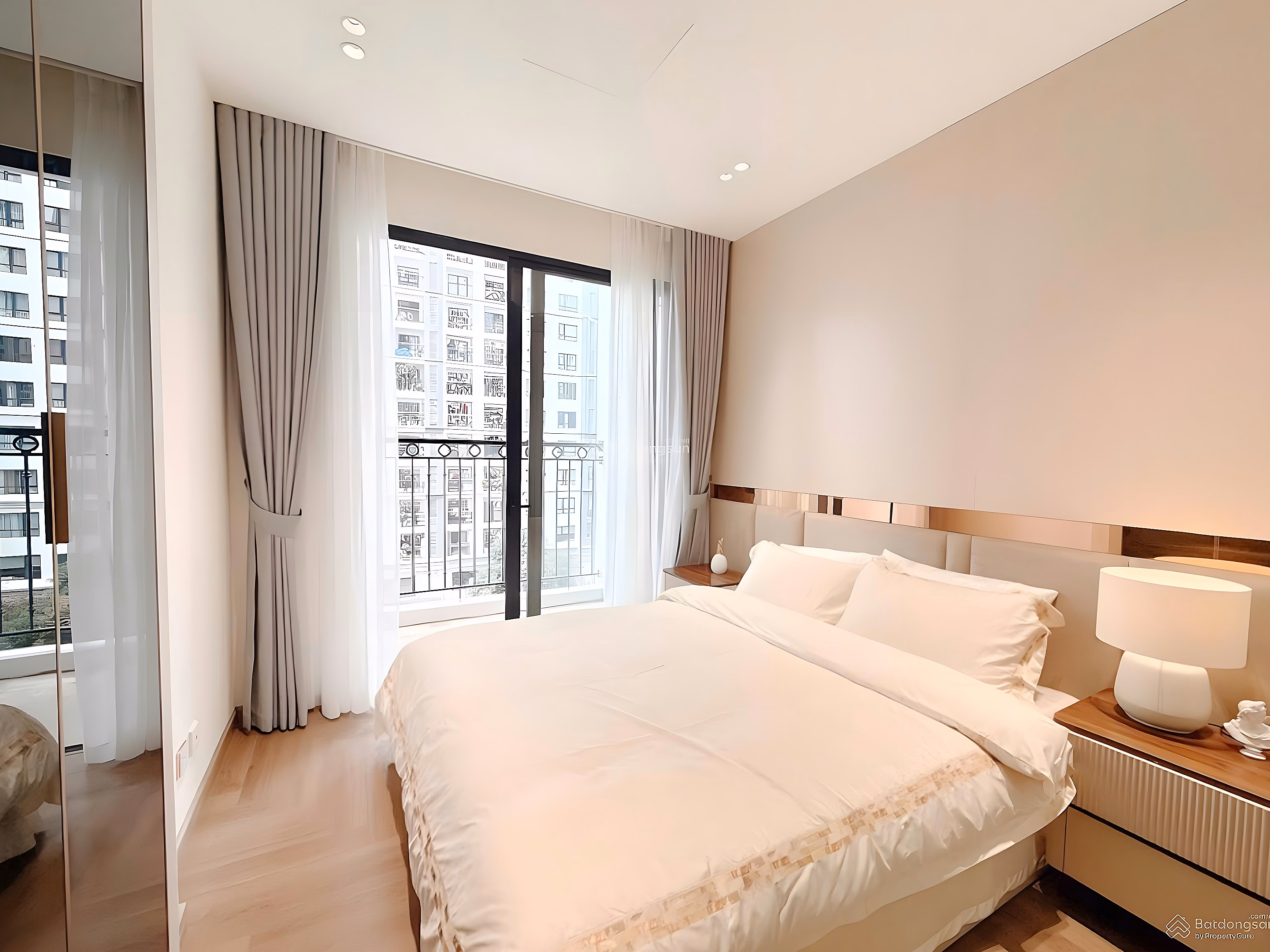 15 billion! Selling 140 m² 3 bedroom apartment at Green Pearl apartment building 378 Minh Khai. Contact 0975 997 ***