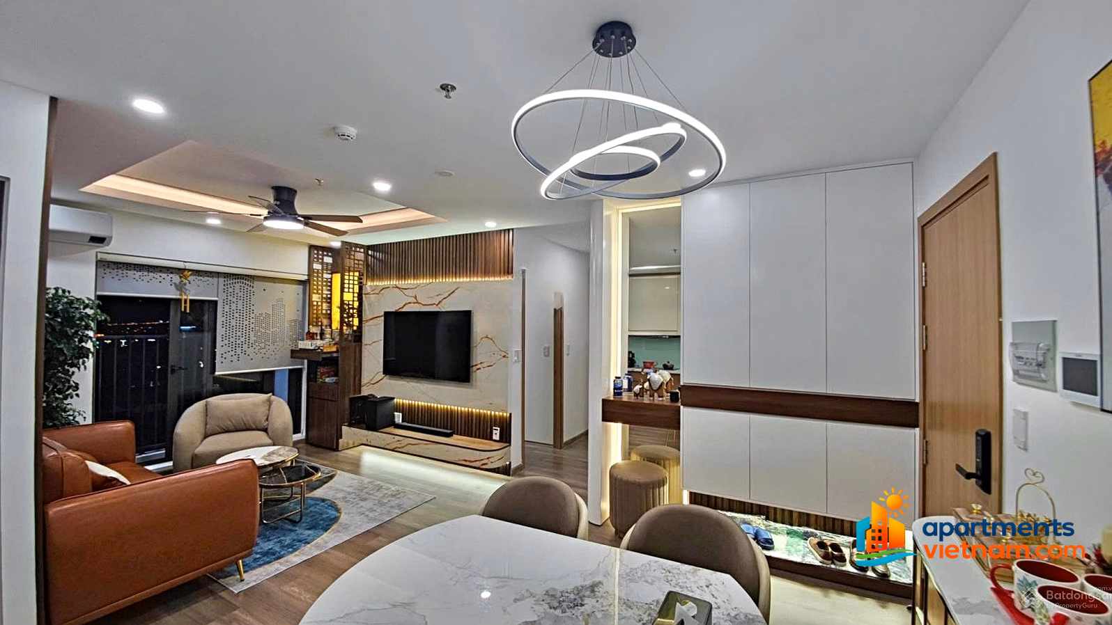 CT3 VĐT apartment for sale 2 bedrooms 2 bathrooms High floor with beautiful and airy view of swimming pool and ecological lake
