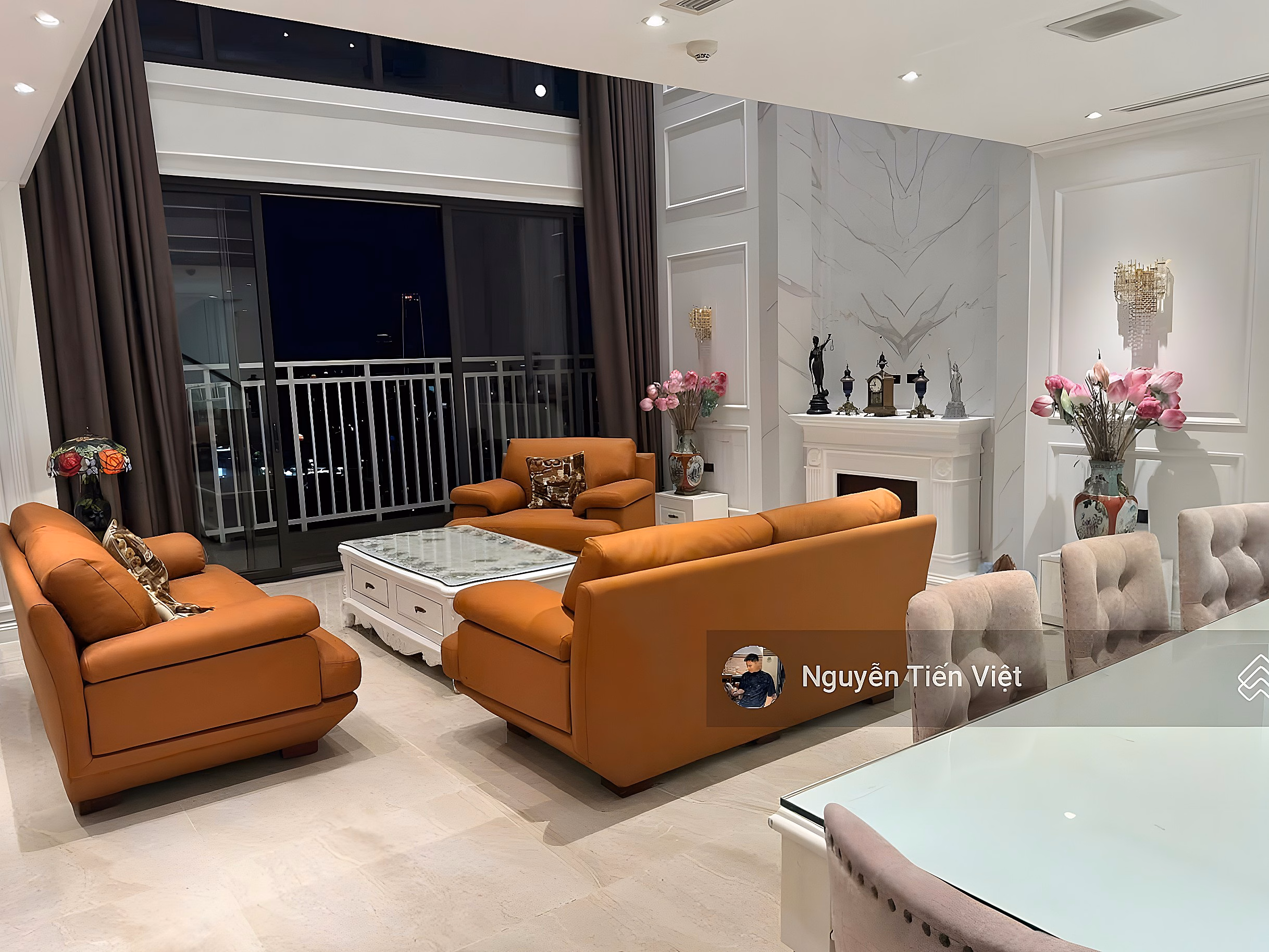 (Latest) Luxury apartment for sale at Grandeur Palace Giang shell apartment building. 154m2 3-bedroom, 3-bathroom area with high-class furniture.
