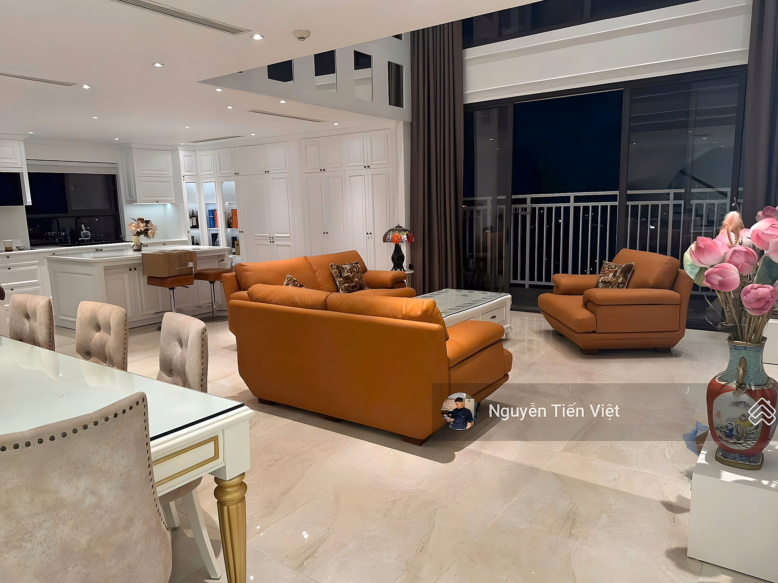 (Latest) Luxury apartment for sale at Grandeur Palace Giang shell apartment building. 154m2 3-bedroom, 3-bathroom area with high-class furniture