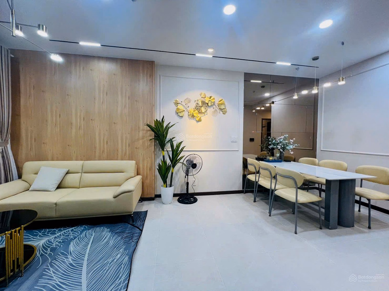 Apartment for rent with 2 bedrooms, 2 bathrooms, 82m2 in Him Lam Cho Lon, price 11 million VND