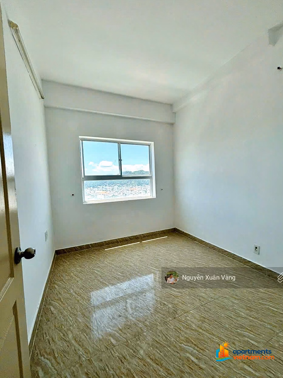 Sea view apartment for sale - Hoang Quan apartment building - North Nha Trang. Area: 60m2 with 2 bedrooms, 2 bathrooms, pink book