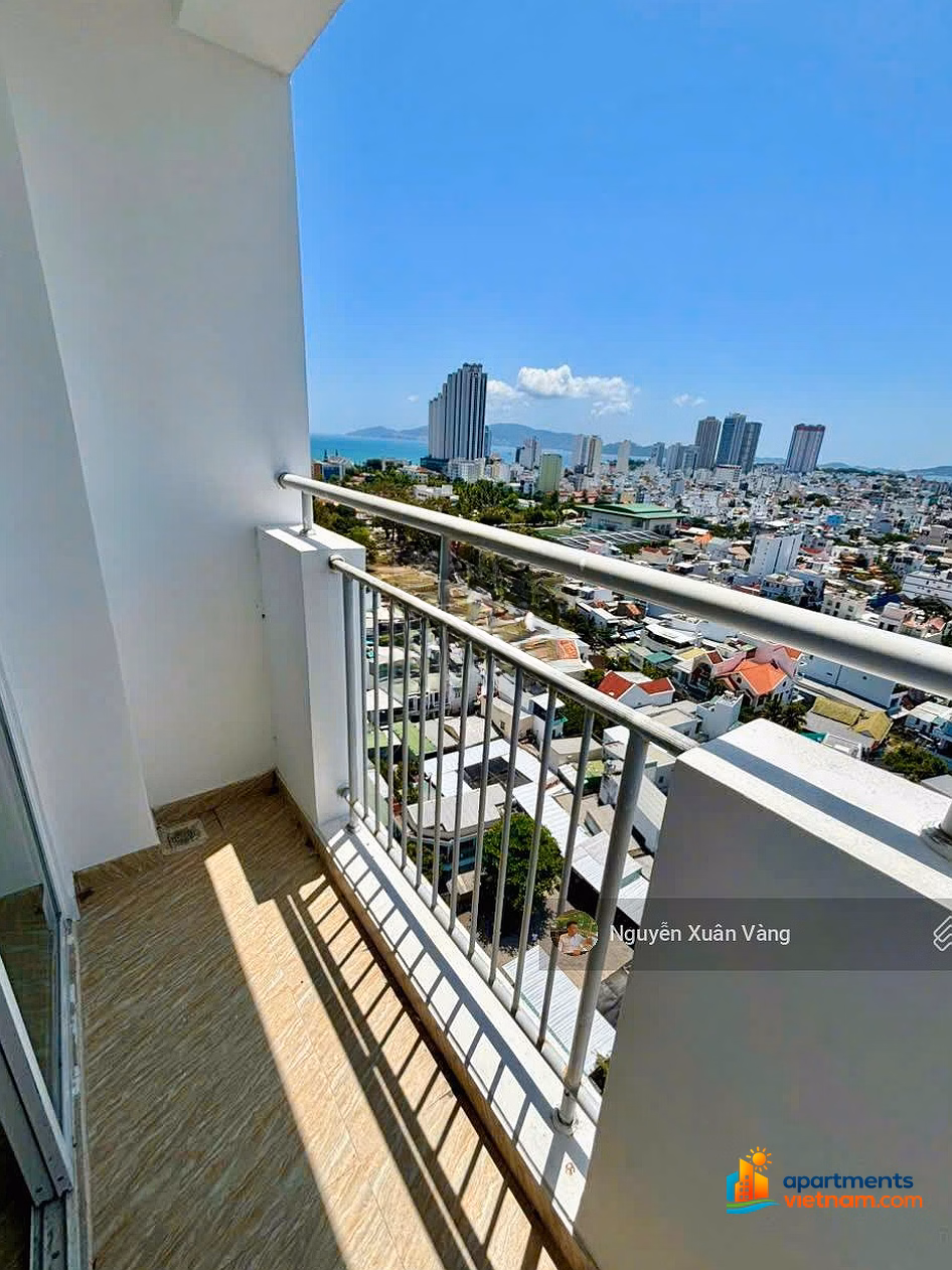 Sea view apartment for sale - Hoang Quan apartment building - North Nha Trang. Area: 60m2 with 2 bedrooms, 2 bathrooms, pink book