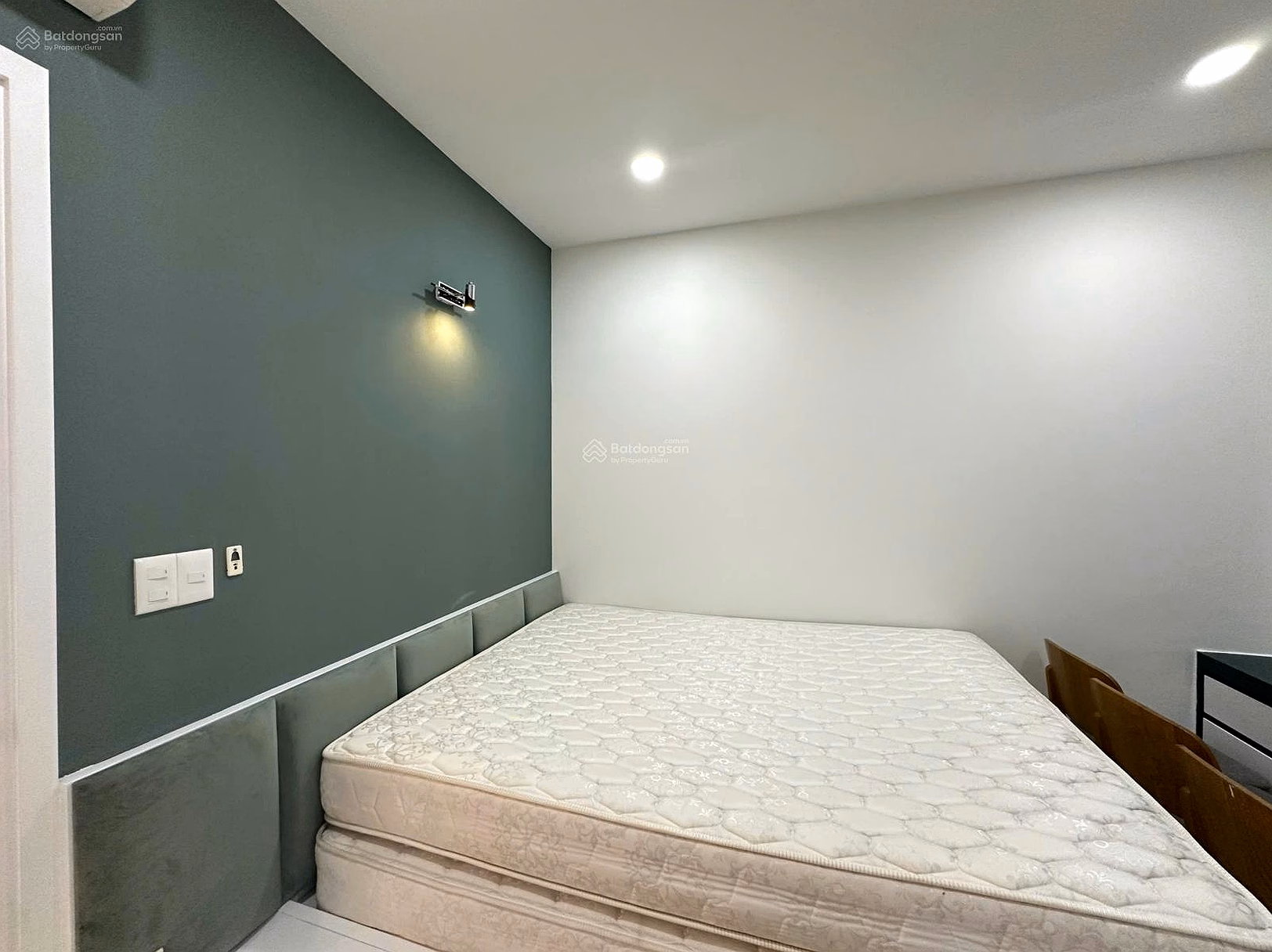 Selling Masteri Thao Dien, 3 bedrooms, direct river view, corner apartment, price 11.6 billion***