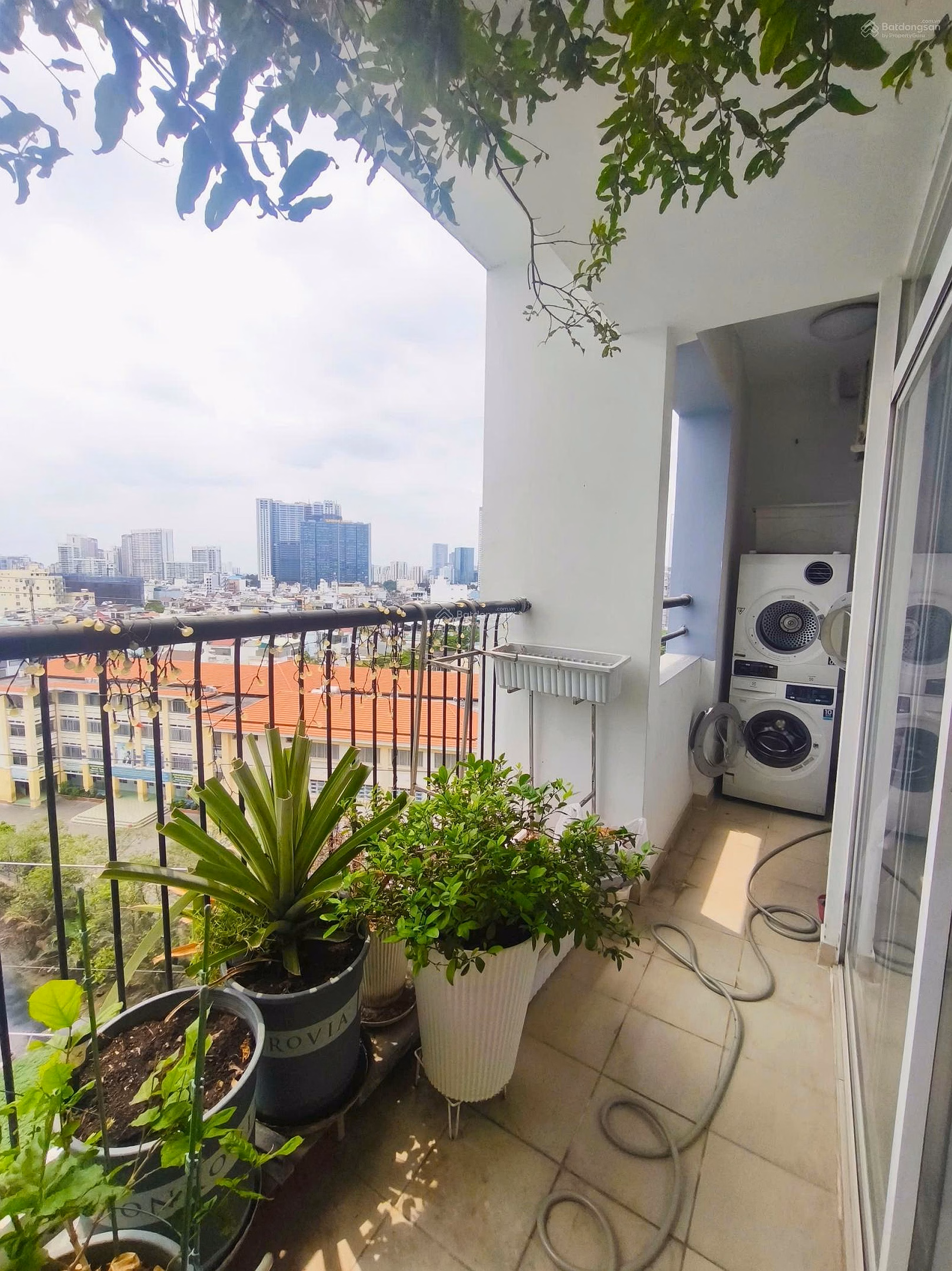 Ngoc Lan apartment for sale, District 7. 96m2, 2 bedrooms, 2 bathrooms, corner apartment