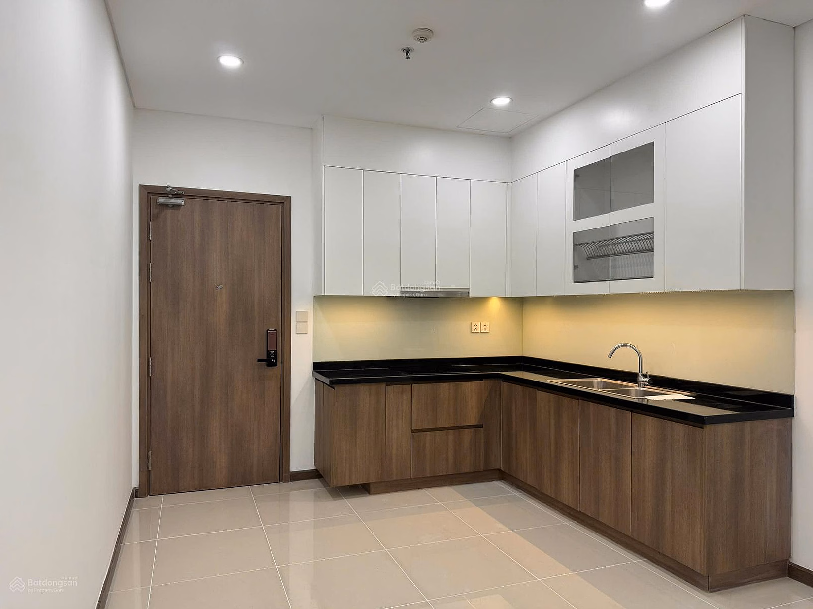 Apartment for sale at Opal SaiGon Pearl, 17,556 billion, 135.88m2, 3 bedrooms, 2 bathrooms Hot!