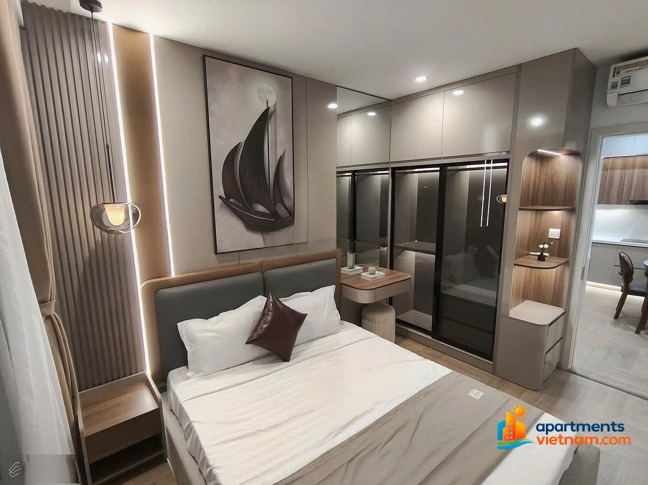 Hoang Thanh Pearl, 7.8 billion, 80m2, 2 bedrooms, 2 bathrooms, red book, full new furniture, middle floor with open view