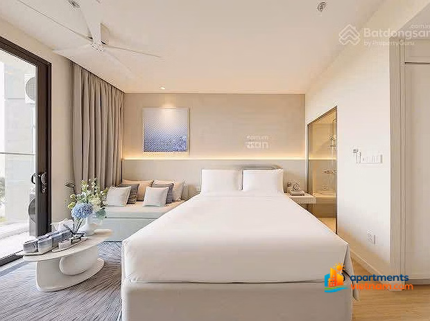 Selling Studio-Sun Charmora City apartment on the middle floor with fireworks view