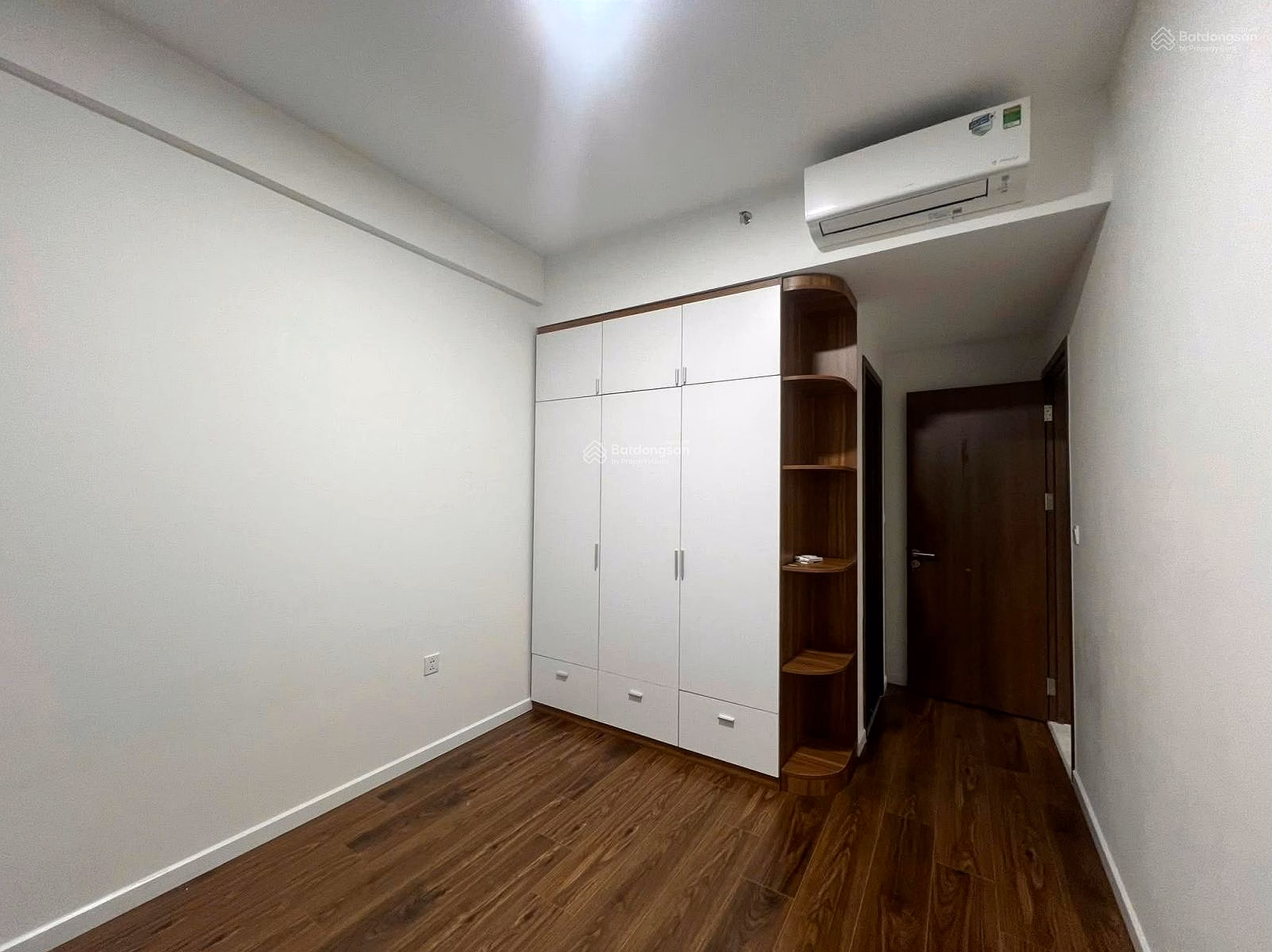 Selling 2 bedroom Privia apartment for 4,450 billion